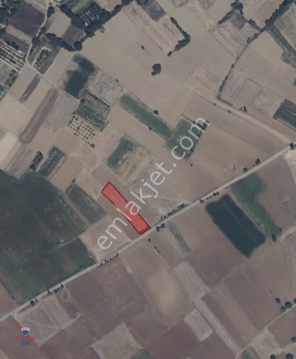Konya Akşehir Karahüyük Mahallesinde Satılık Tarla - Görsel 6