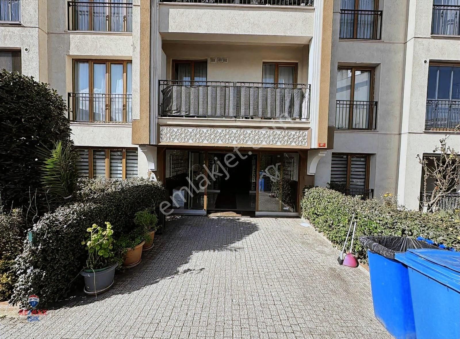 Selçuklu Evleri Sitesinde Peyzaj Cepheli Satılık 2+1 Daire 115m2 - Görsel 2