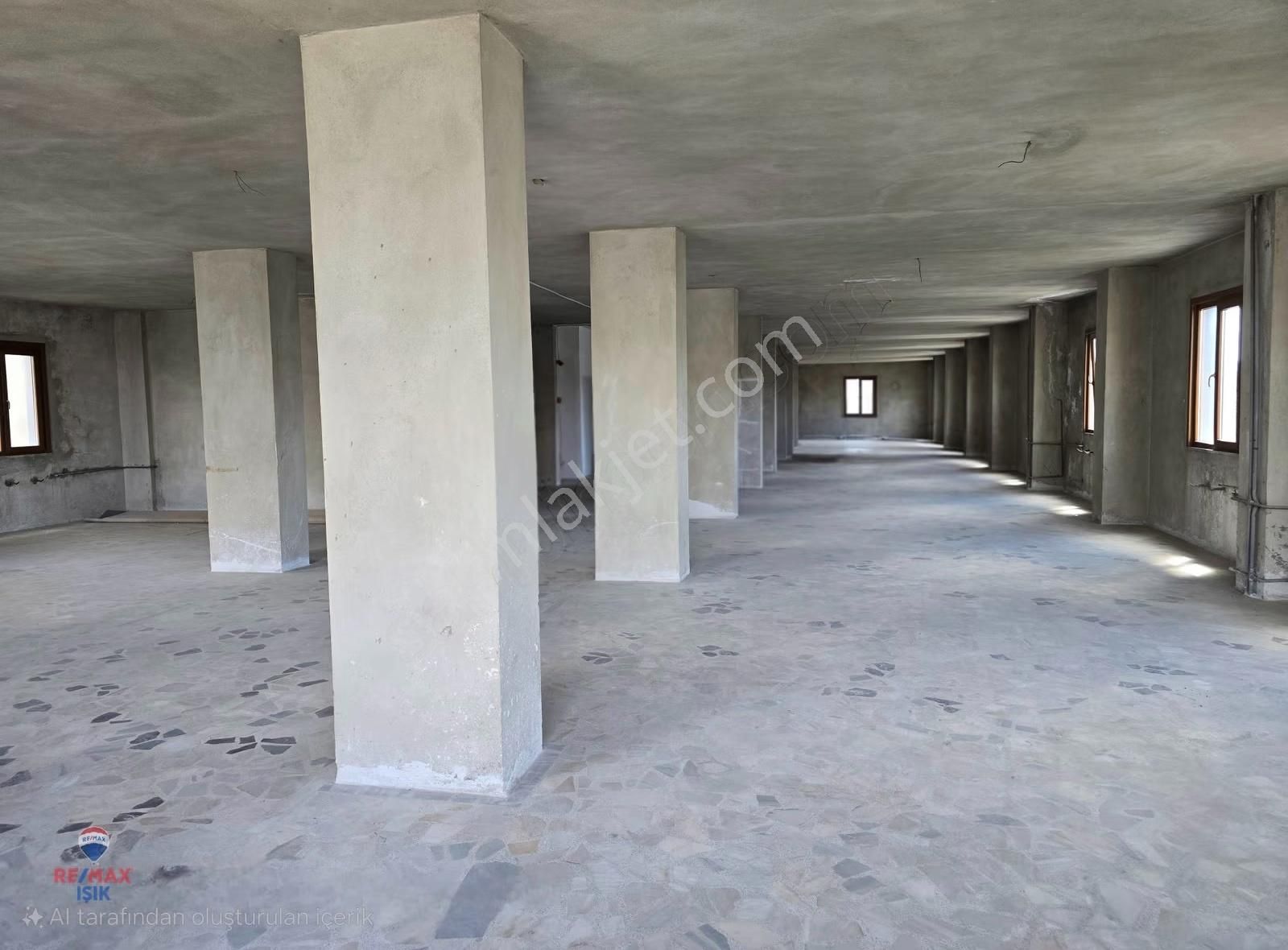 Sancaktepe Merkez De Alternatifli Skanlı Çok Amaçlı 1100m2 - Görsel 26