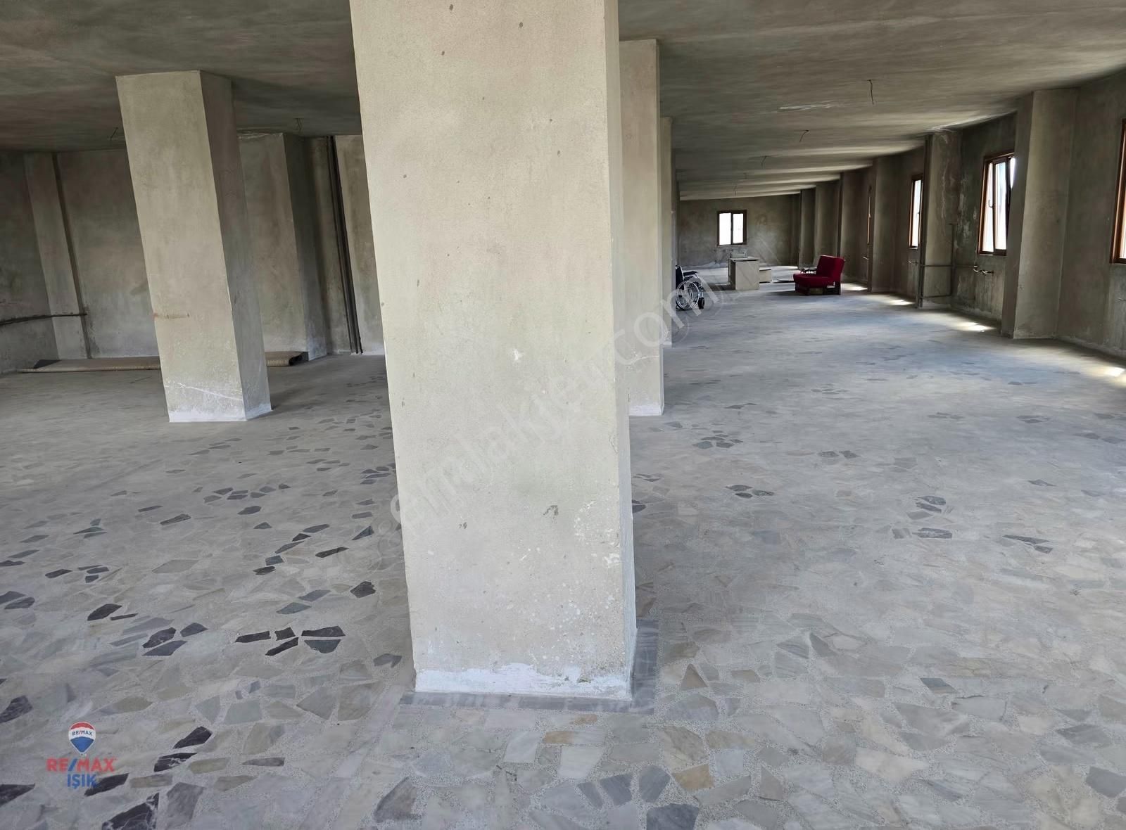 Sancaktepe Merkez De Alternatifli Skanlı Çok Amaçlı 1100m2 - Görsel 5