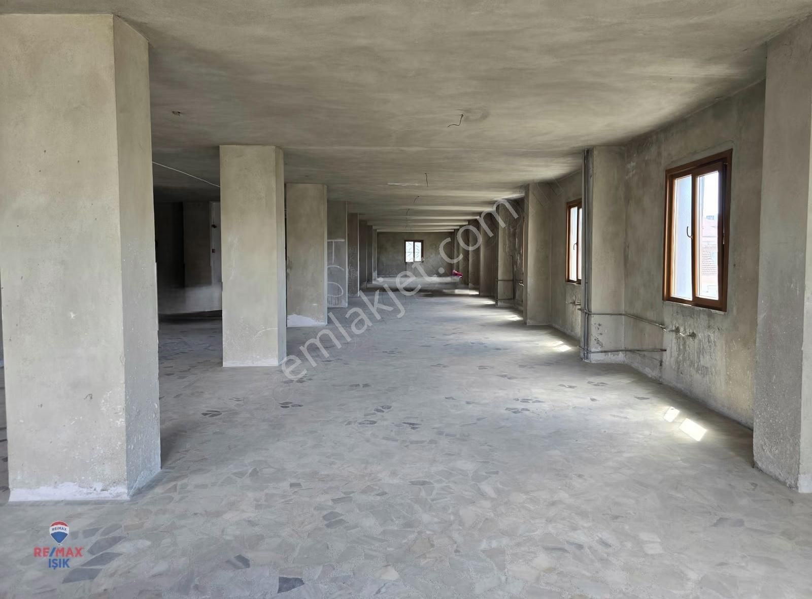 Sancaktepe Merkez De Alternatifli Skanlı Çok Amaçlı 1100m2 - Görsel 8