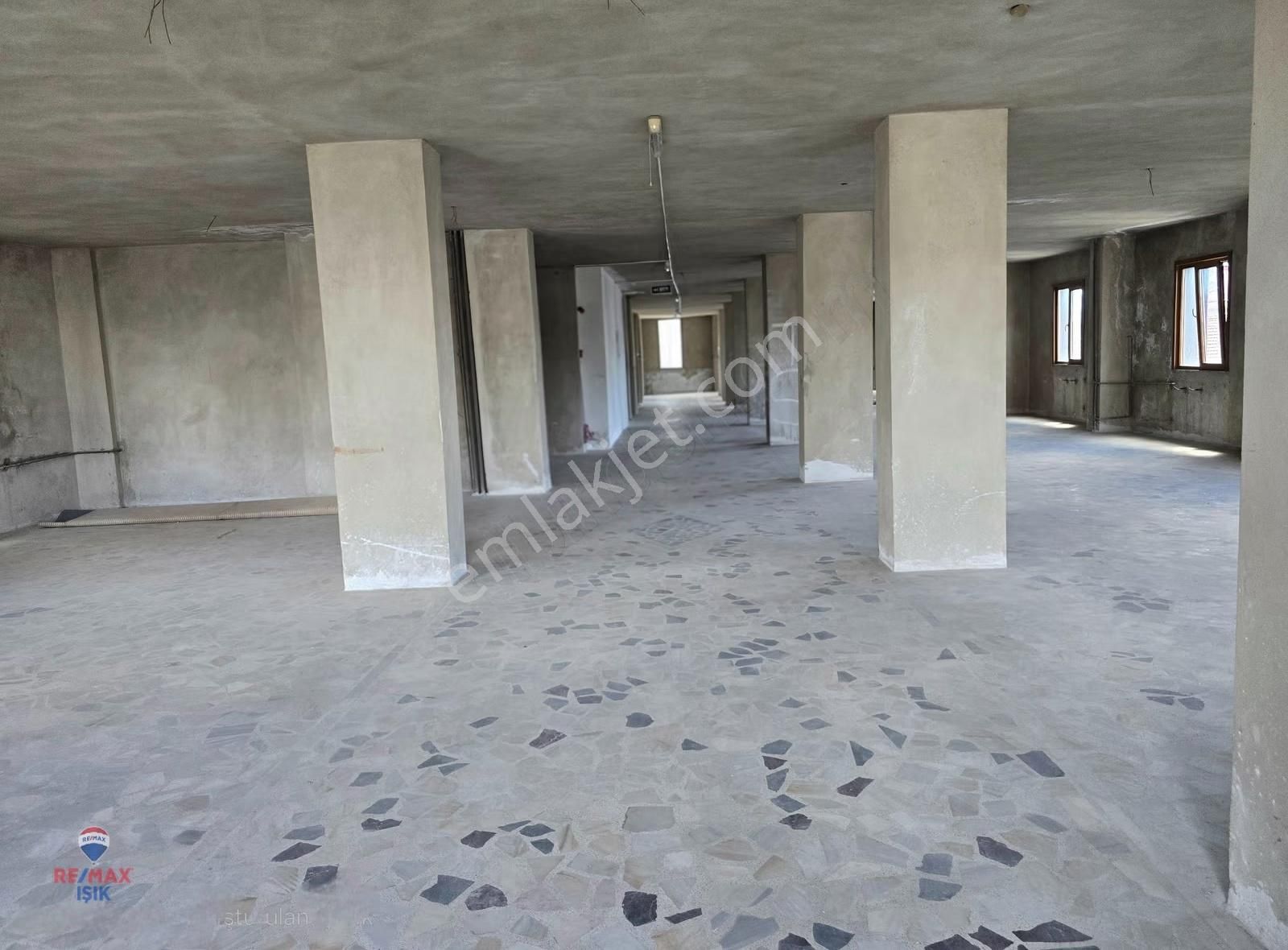 Sancaktepe Merkez De Alternatifli Skanlı Çok Amaçlı 1100m2 - Görsel 2