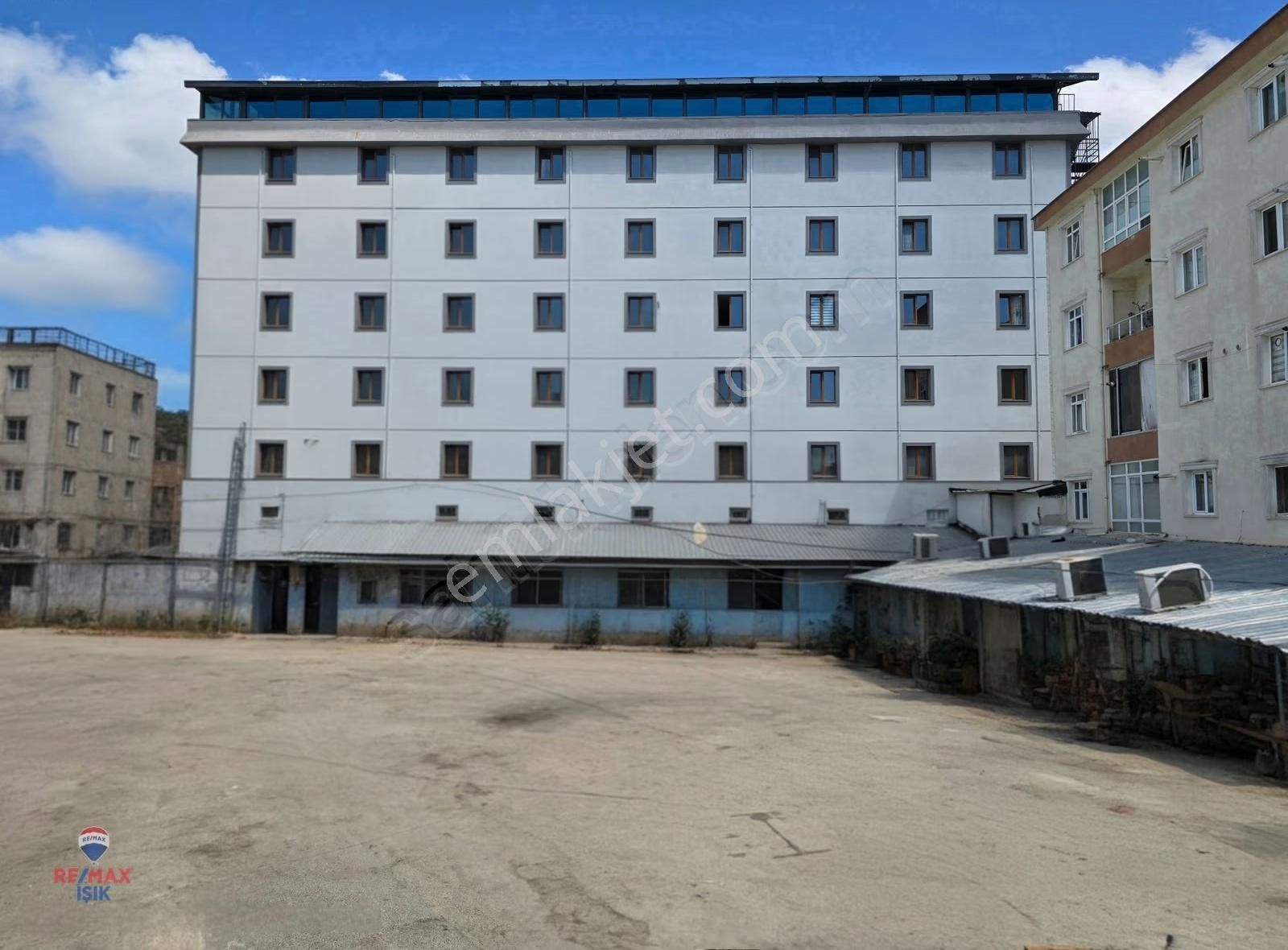 Sancaktepe Merkez De Alternatifli Skanlı Çok Amaçlı 1100m2 - Görsel 25