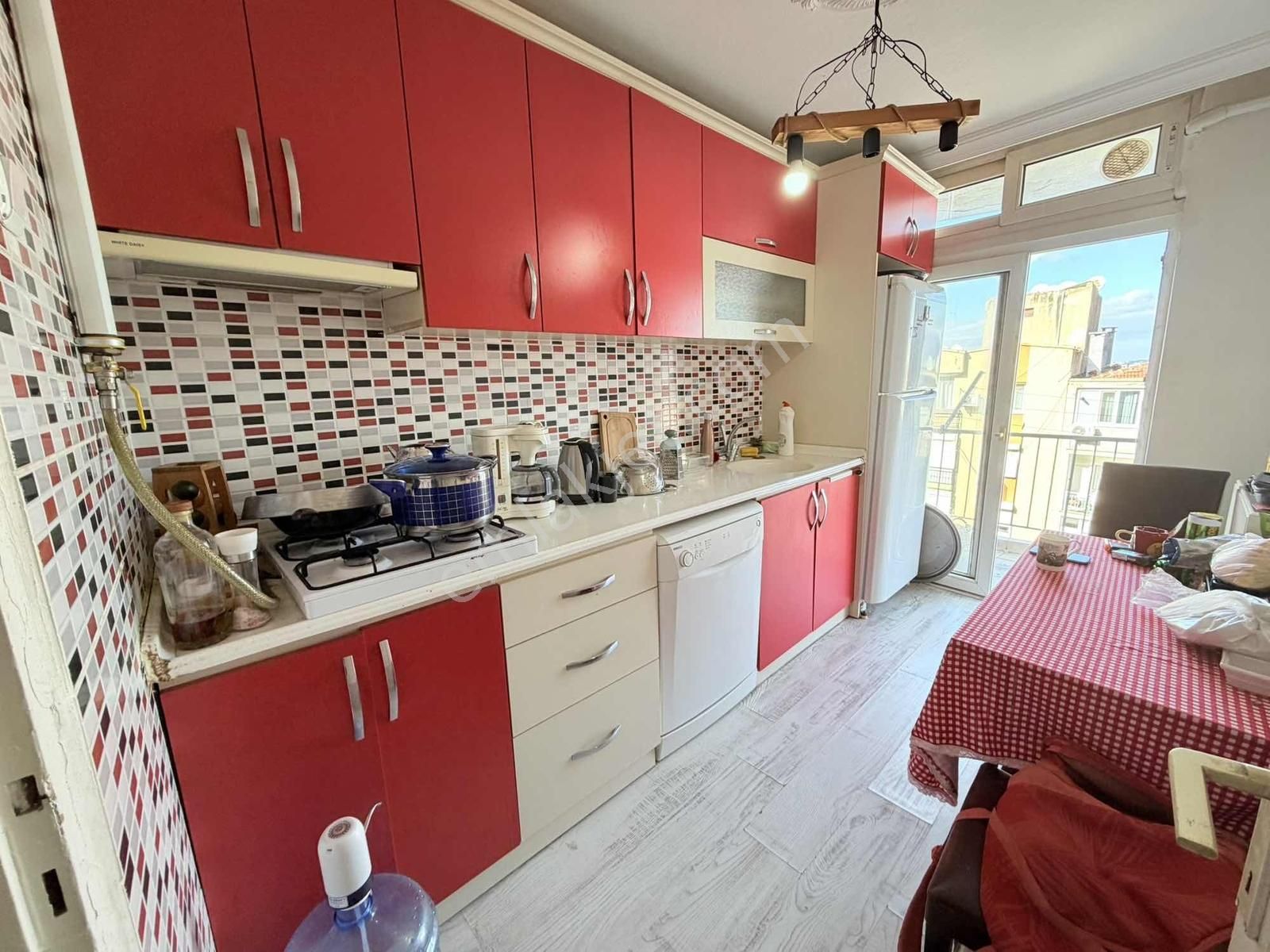 Halil Rıfat Paşa Cadde Üzeri 2+1 110 M2 Arakat Doğalgazlı Daire