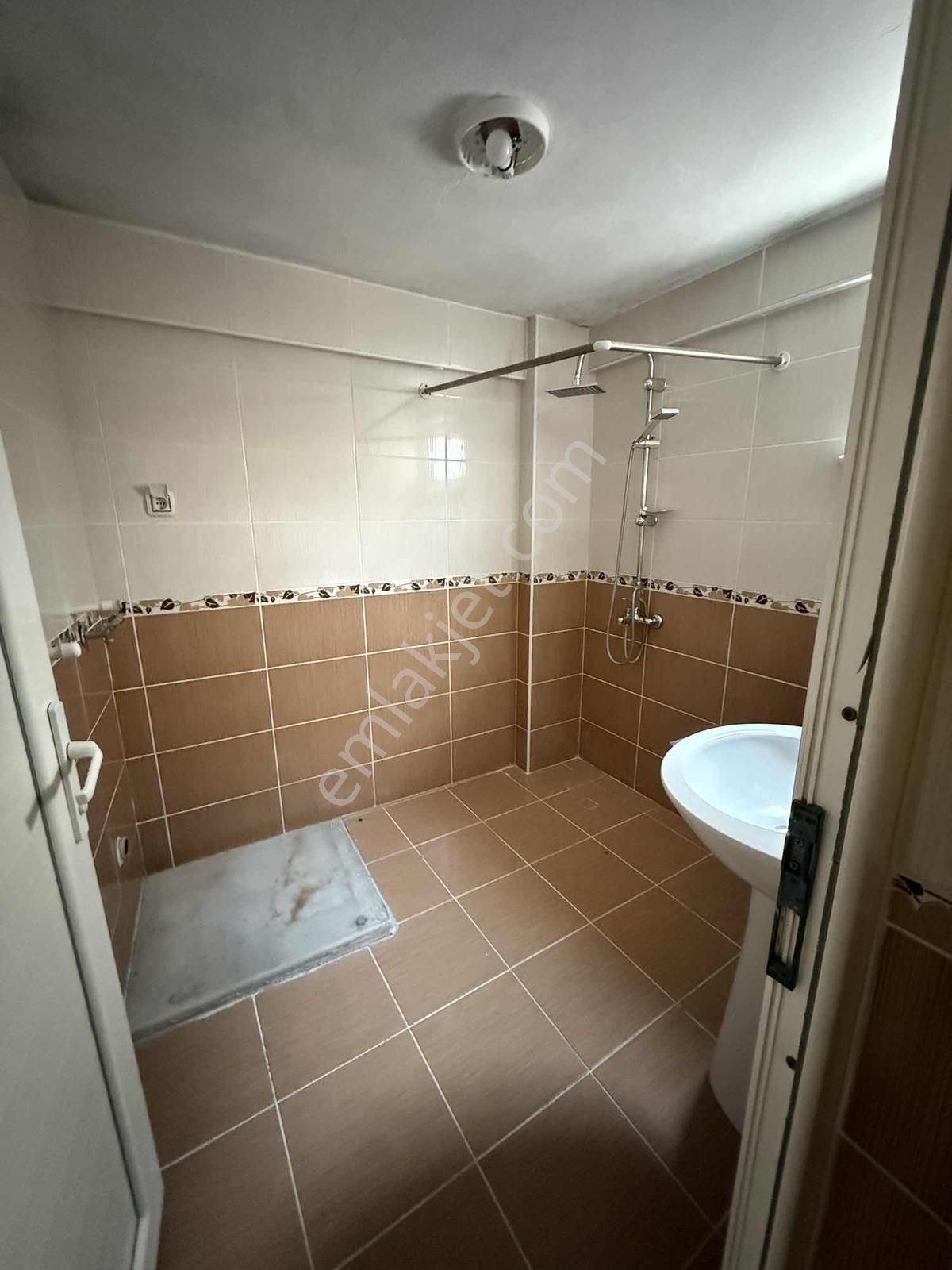 Bursa Hüdavendigar Mahallesinde Kiralık 2+1 Daire - Görsel 23