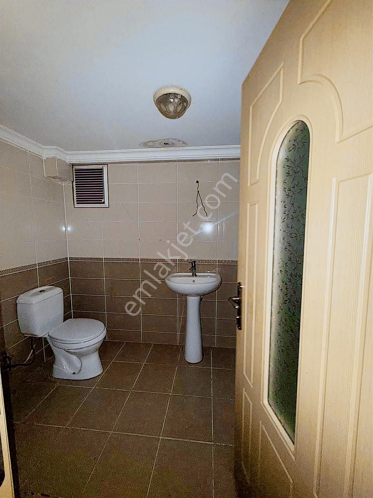 Dikkaldırım Caddesi Üzerinde 3+1 Geniş, Bakımlı Kiralık Daire - Görsel 4