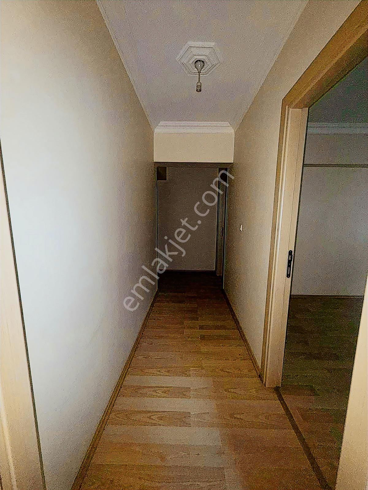 Dikkaldırım Caddesi Üzerinde 3+1 Geniş, Bakımlı Kiralık Daire - Görsel 9