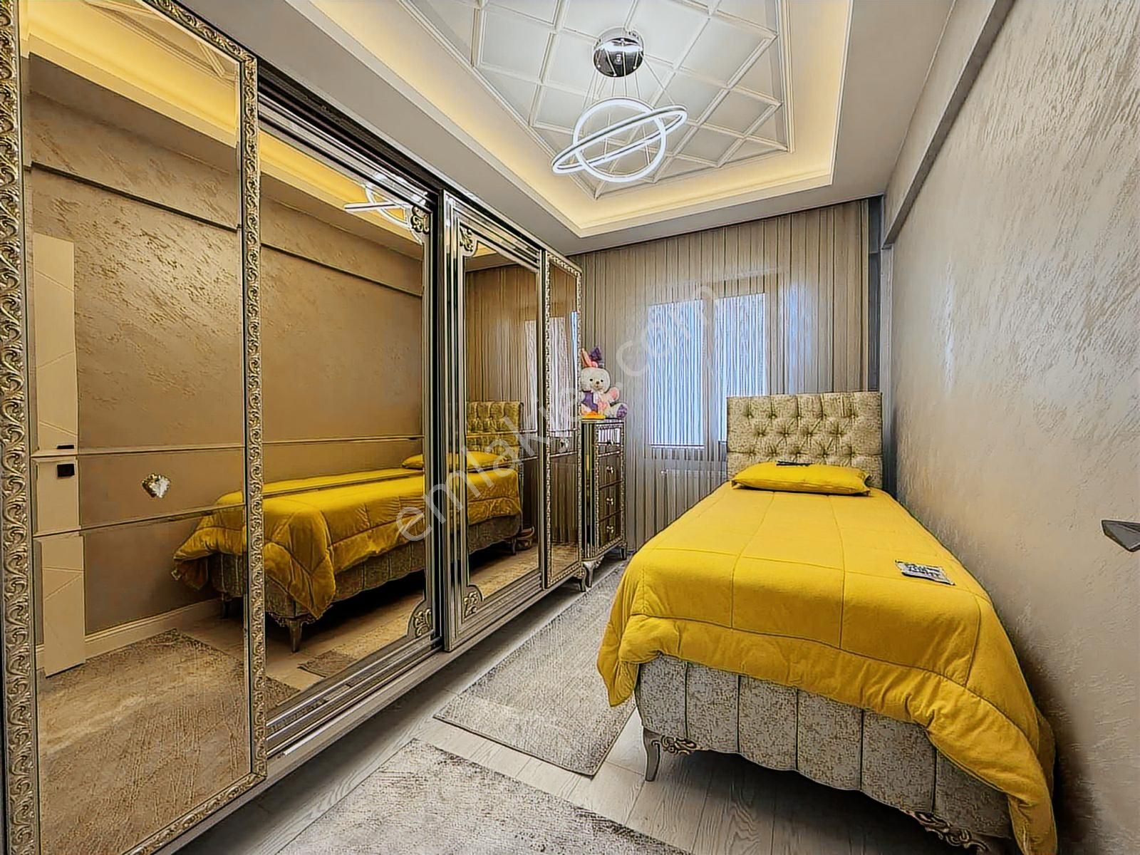 Emlak Ofisimden Turgut Reis Mah. Bölgenin En Lüks 3+1 Dairesi - Görsel 16