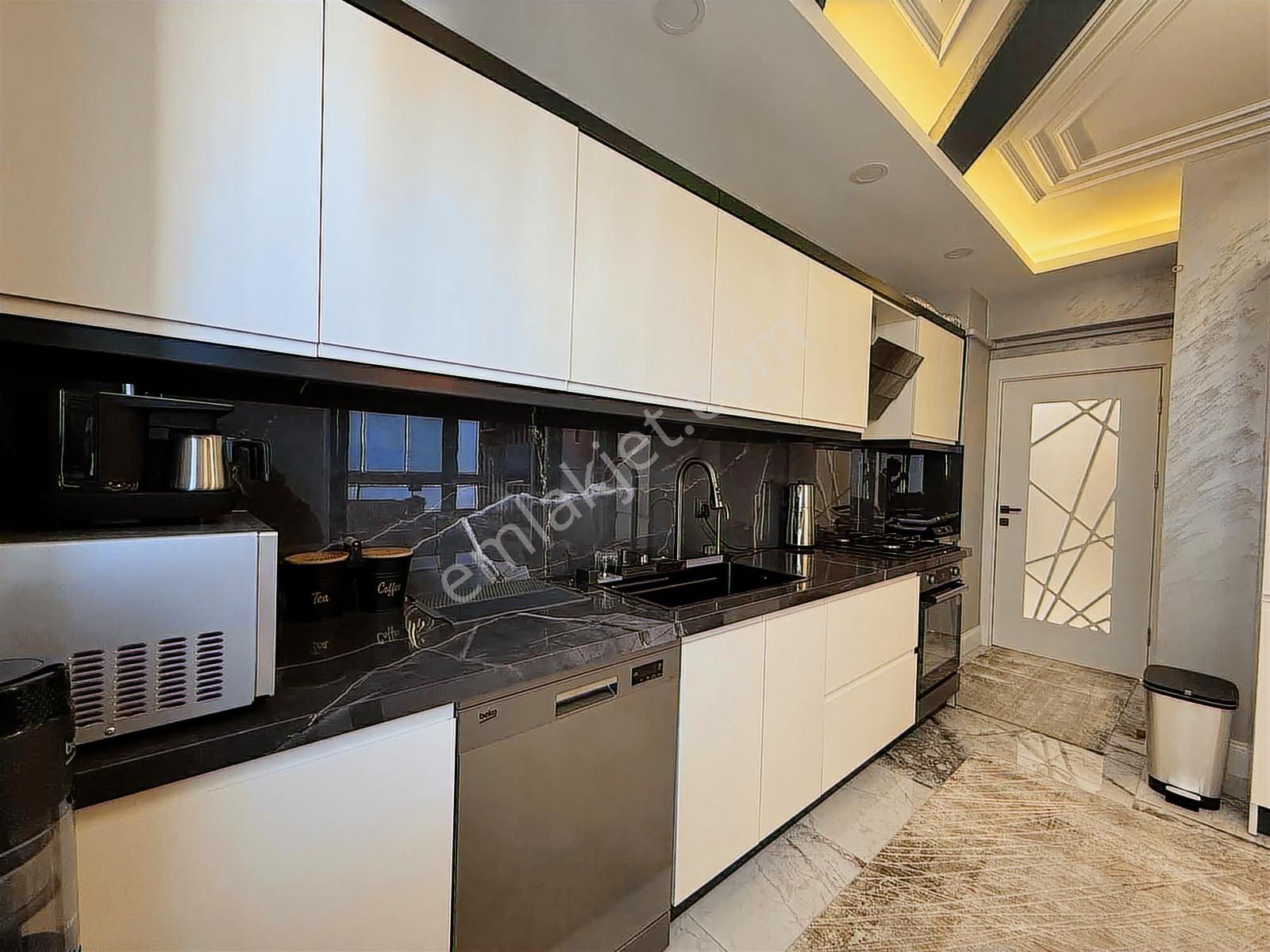 Emlak Ofisimden Turgut Reis Mah. Bölgenin En Lüks 3+1 Dairesi - Görsel 13