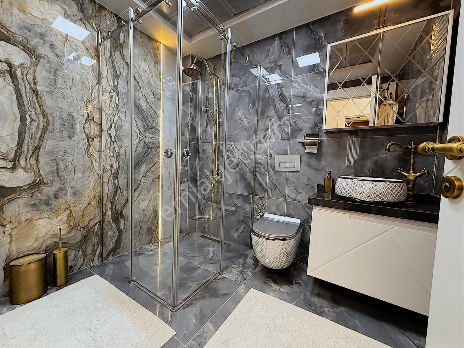 Emlak Ofisimden Turgut Reis Mah. Bölgenin En Lüks 3+1 Dairesi - Görsel 24