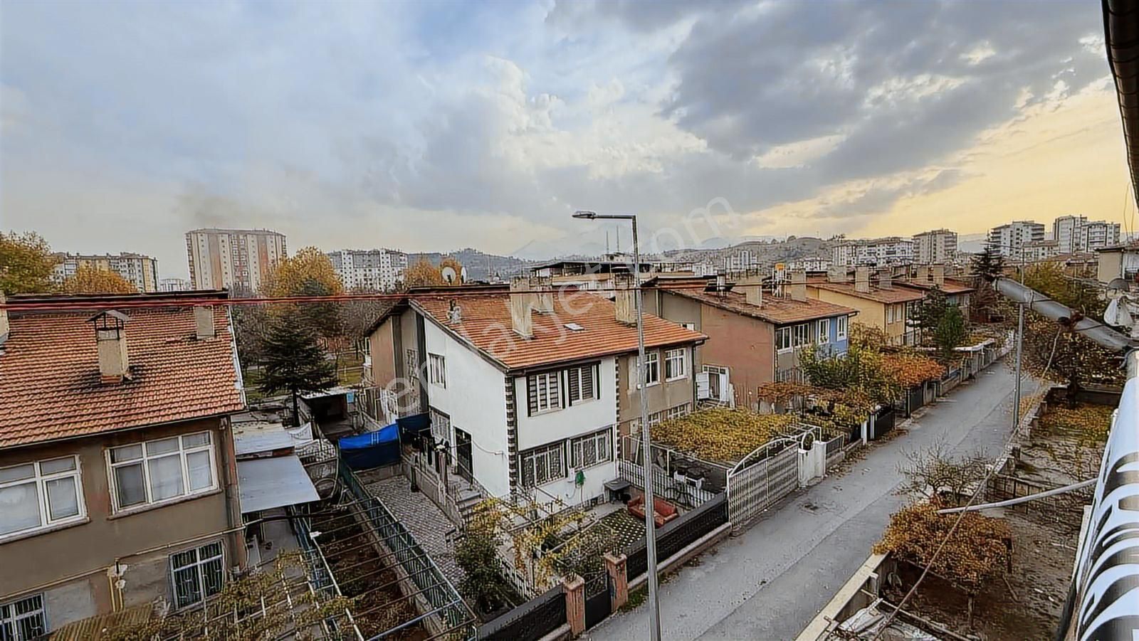 Emlak Ofisimden Hürriyet Mah 3+1 Yapılı Daire - Görsel 4