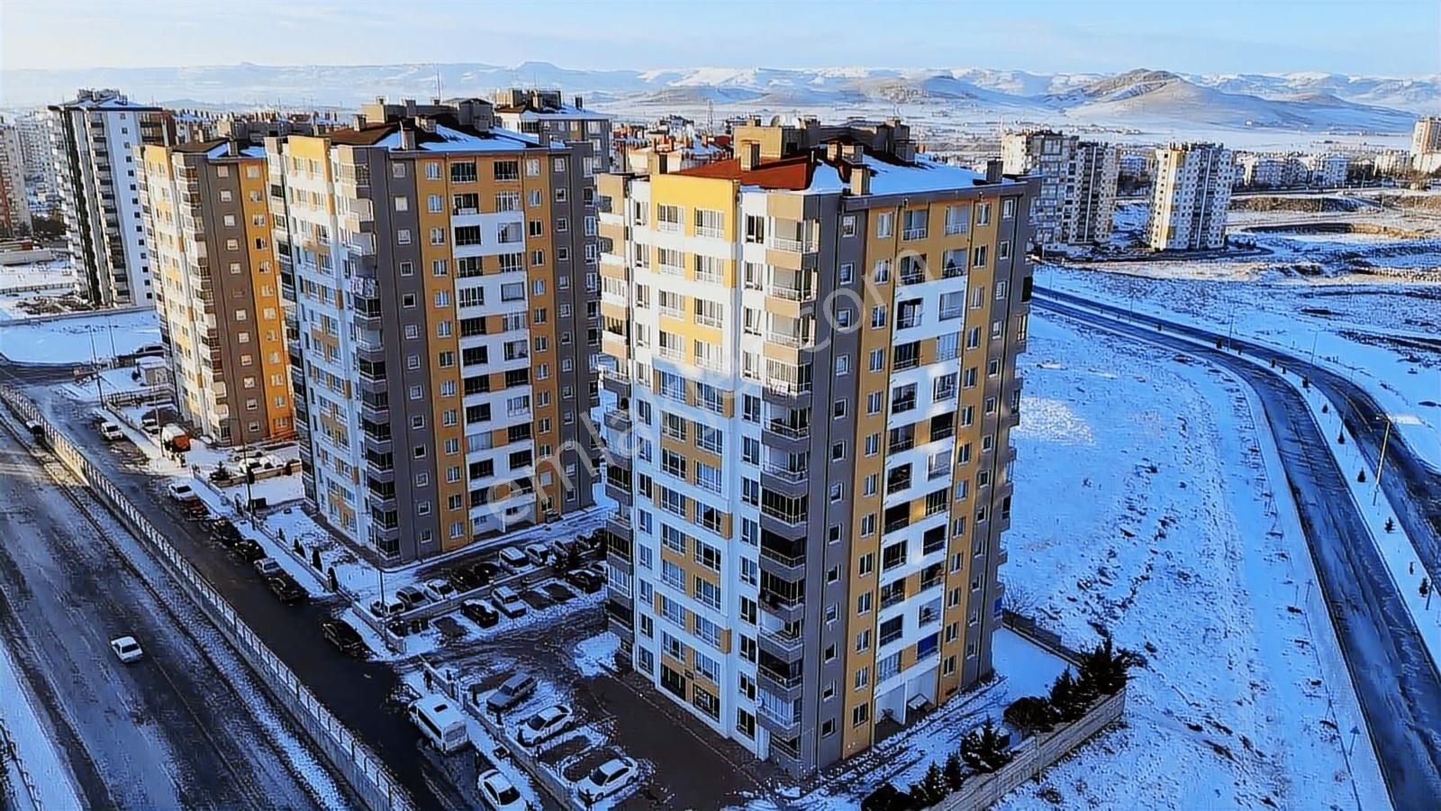 Beyazşehir Mah. Anayol Üzeri İçi Full Yapılı Geniş 3+1 Daire