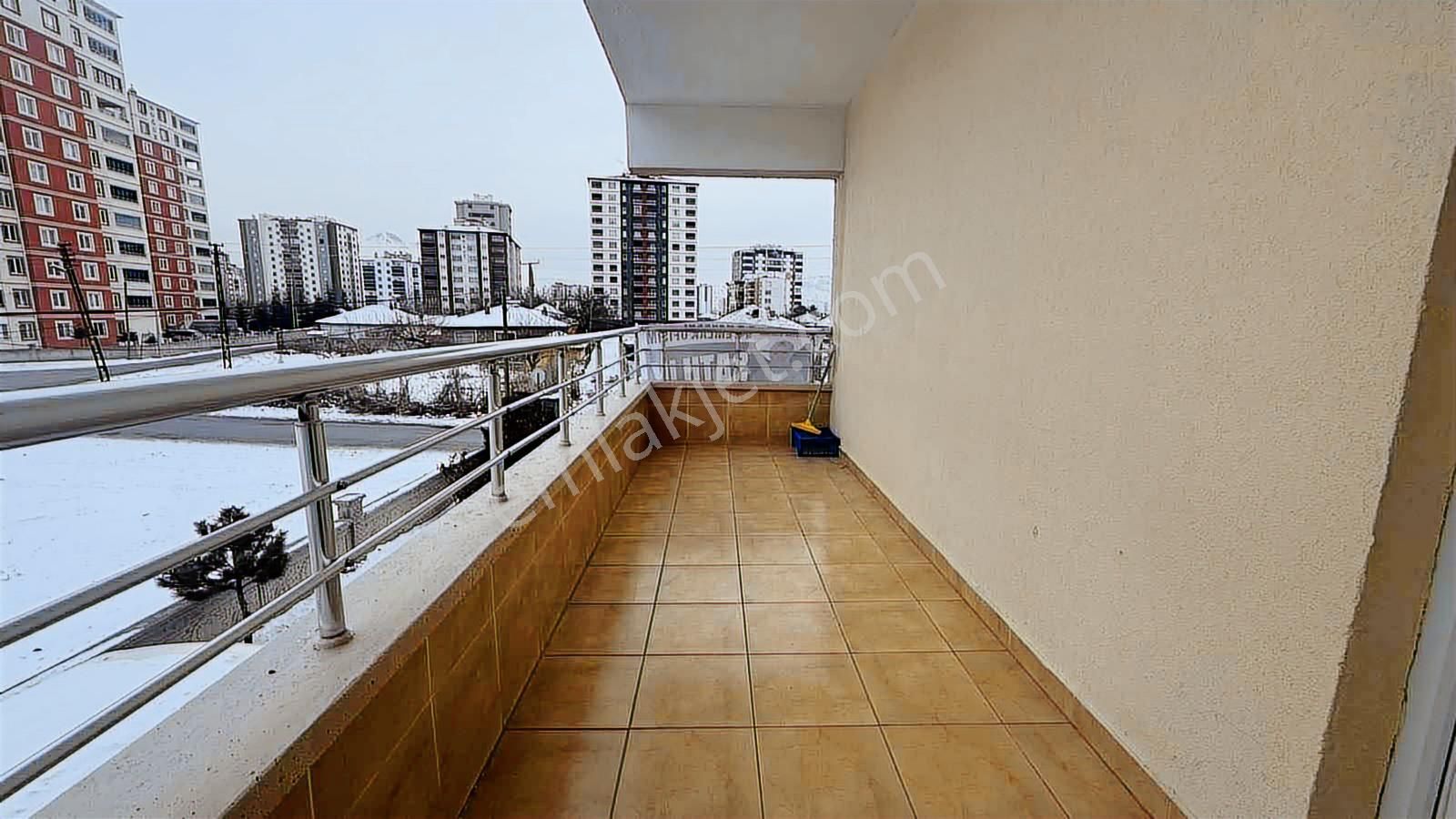 Mithatpaşa Mah. 3+1 Yapılı Daire - Görsel 30