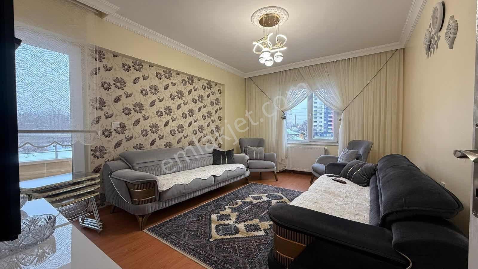 Mithatpaşa Mah. 3+1 Yapılı Daire - Görsel 9