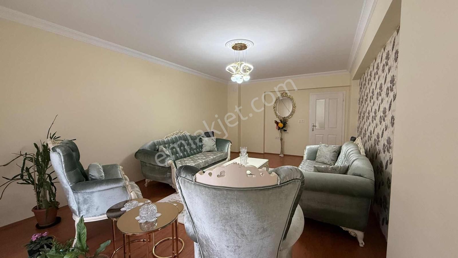 Mithatpaşa Mah. 3+1 Yapılı Daire - Görsel 11