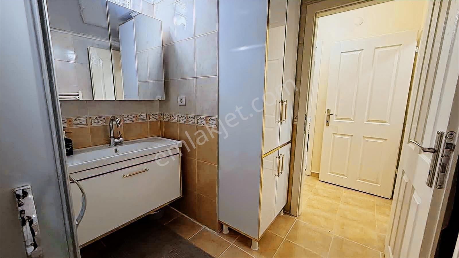 Mithatpaşa Mah. 3+1 Yapılı Daire - Görsel 22