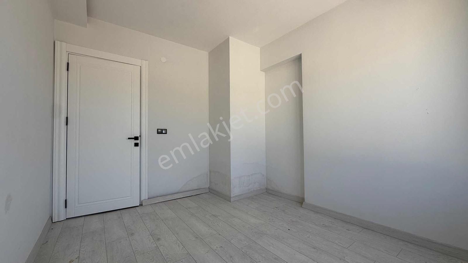 Erkılet Bulvarı Üzerinde 3+1 Sıfır Daire - Görsel 10