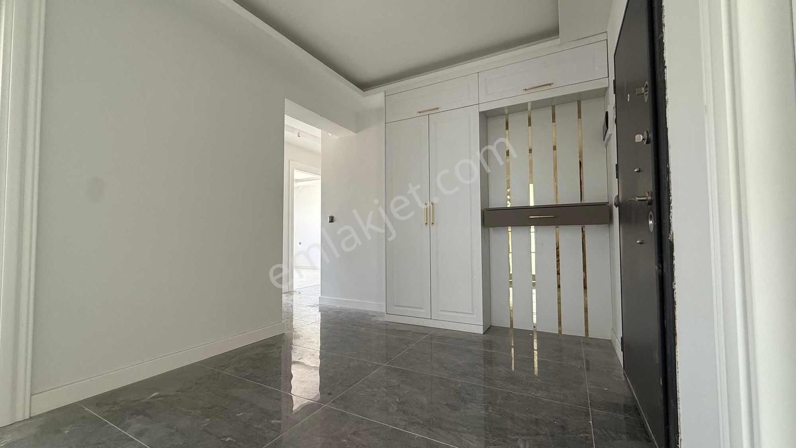 Erkılet Bulvarı Üzerinde 3+1 Sıfır Daire - Görsel 4