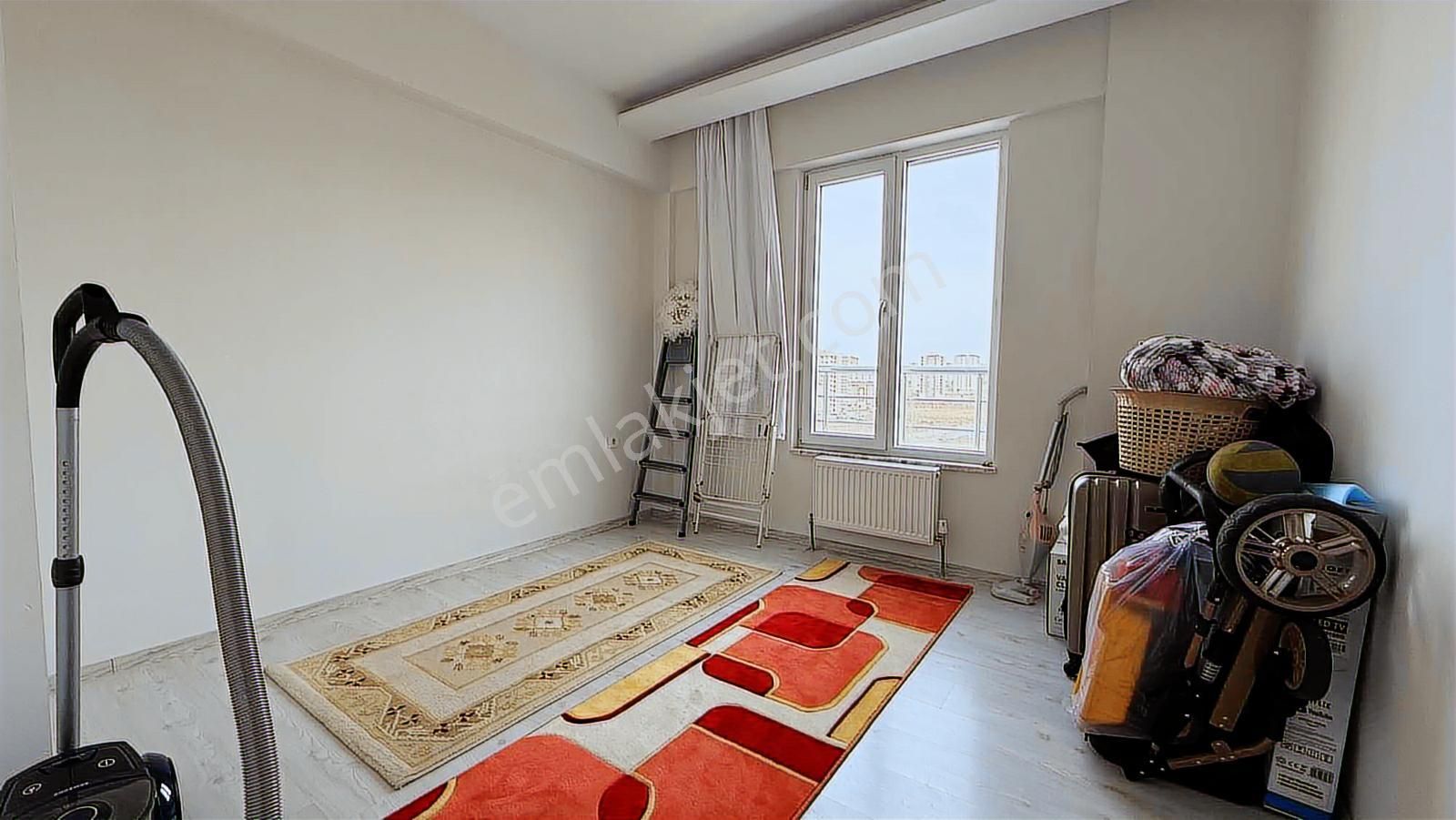 Serkent Mah.cadde Üzeri 3+1 Satılık Geniş Daire - Görsel 14