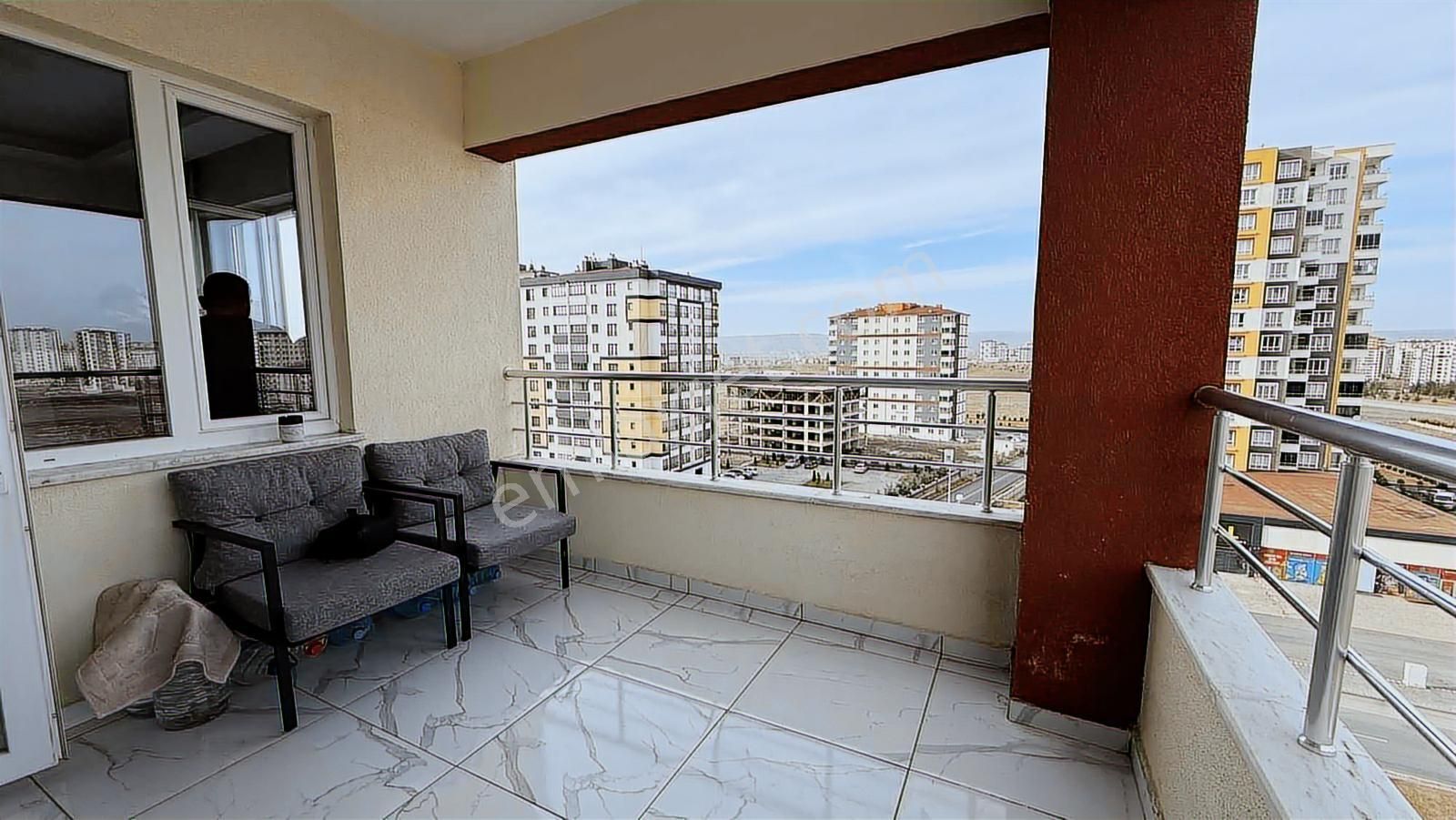 Serkent Mah.cadde Üzeri 3+1 Satılık Geniş Daire - Görsel 8