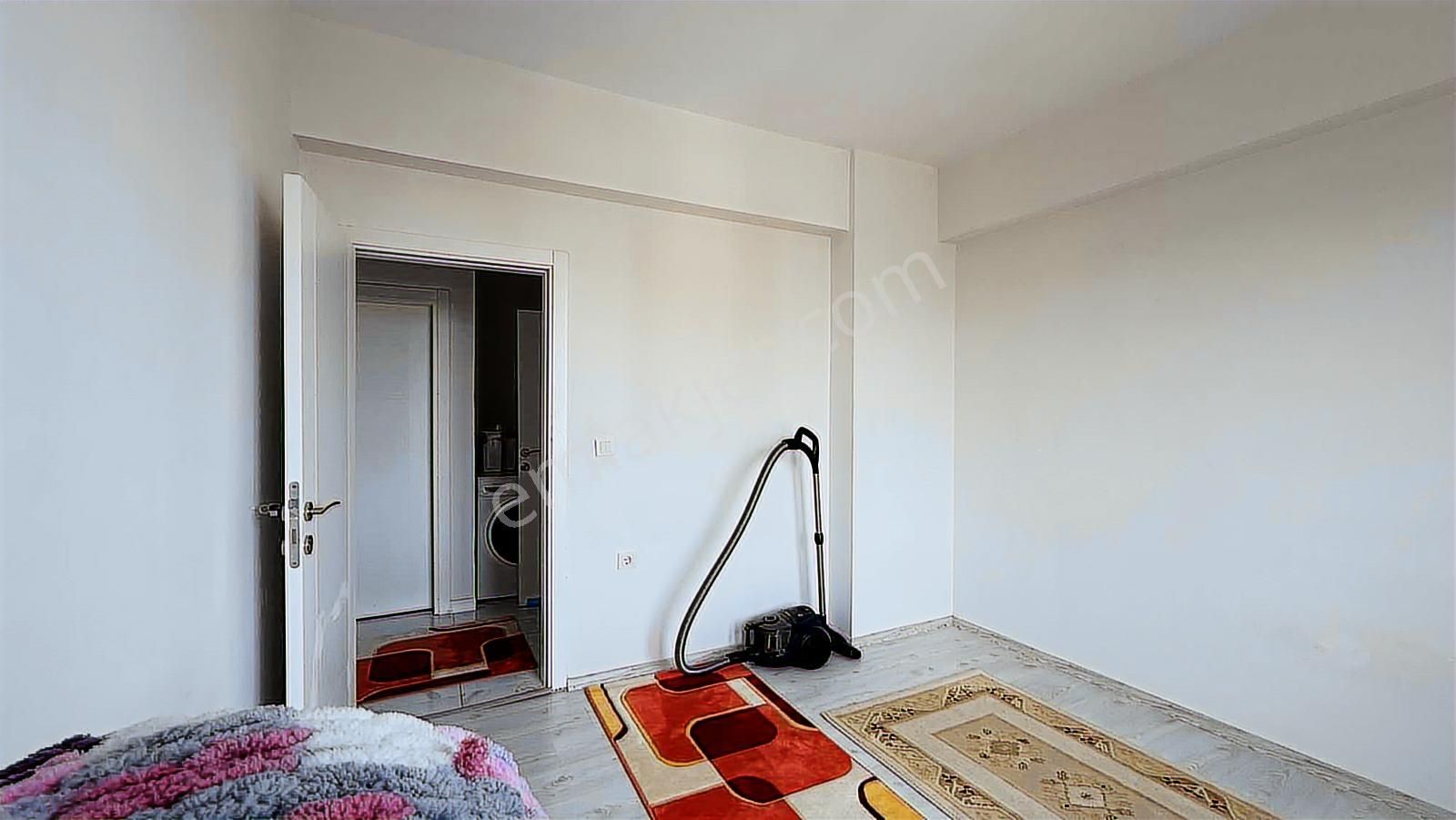 Serkent Mah.cadde Üzeri 3+1 Satılık Geniş Daire - Görsel 25