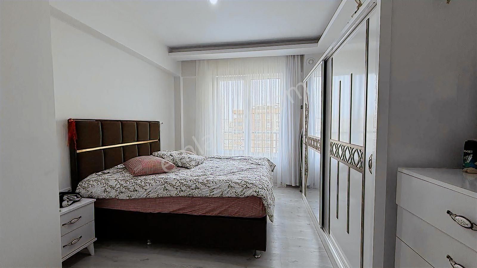 Serkent Mah.cadde Üzeri 3+1 Satılık Geniş Daire - Görsel 5