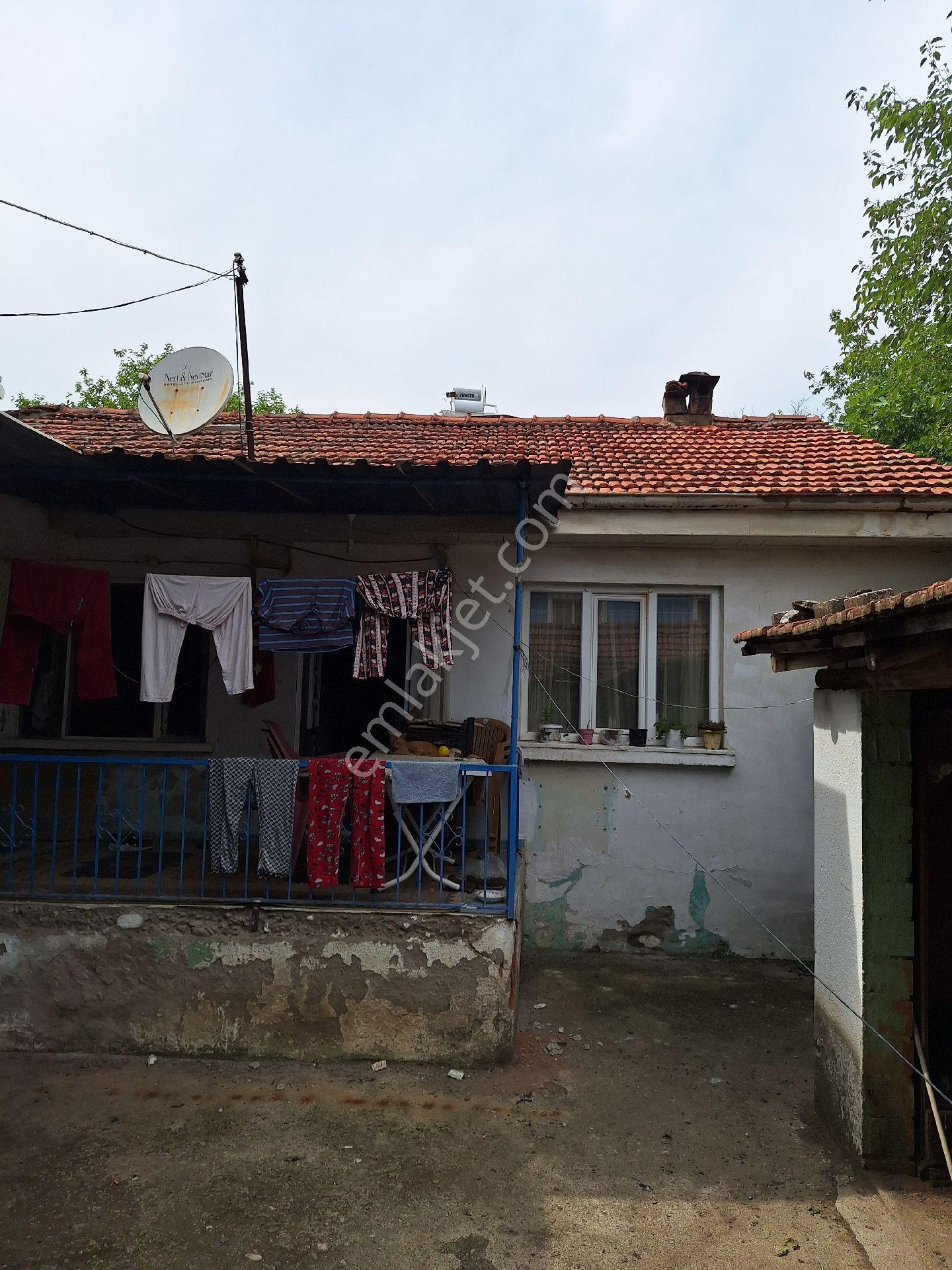 Merkezi Konumda Müstakil Ev - Görsel 11