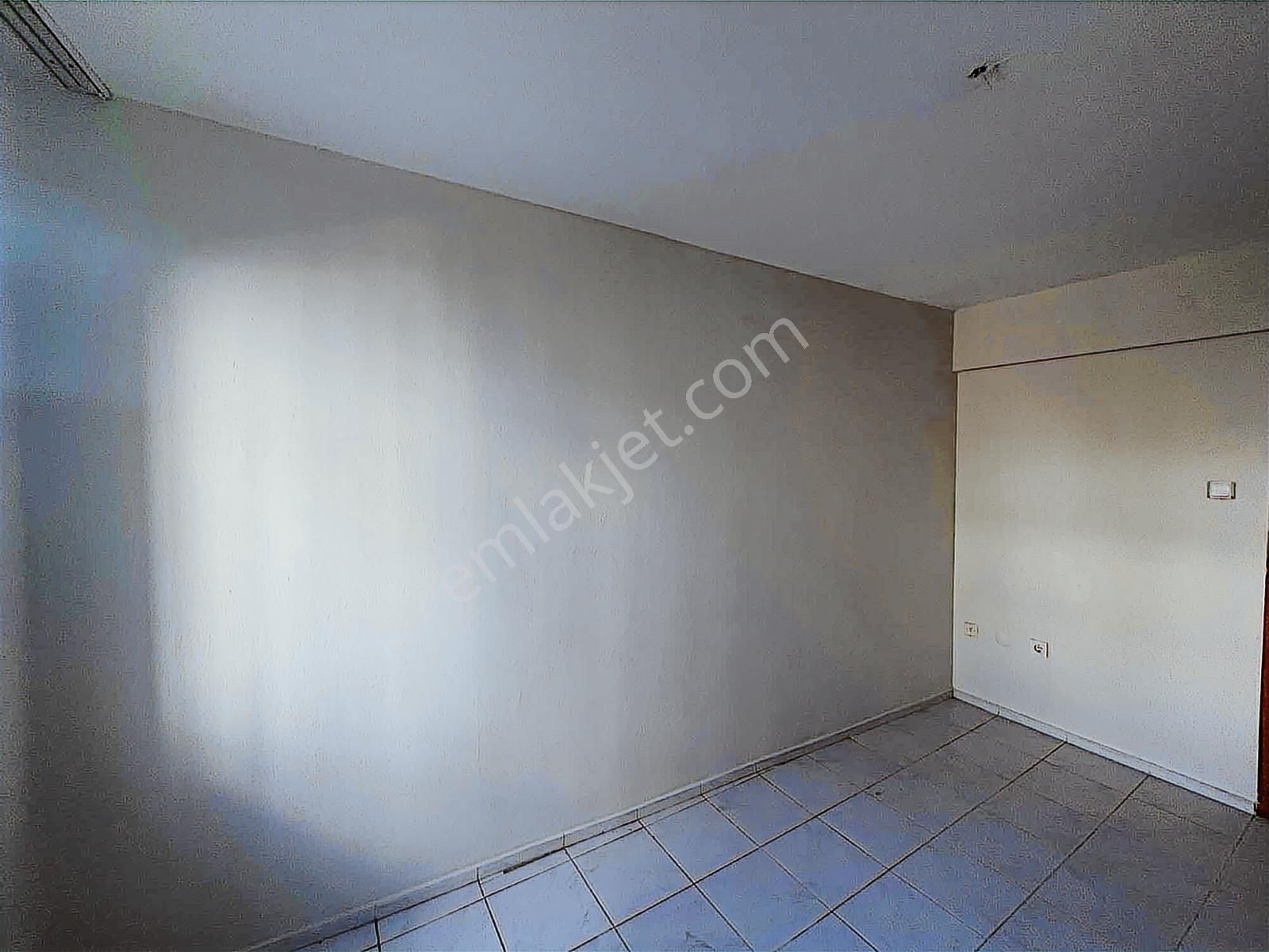Latife Hnm Mah Geniş 2+1 Kiralık Daire Temiz Ve Kullanışlı - Görsel 13