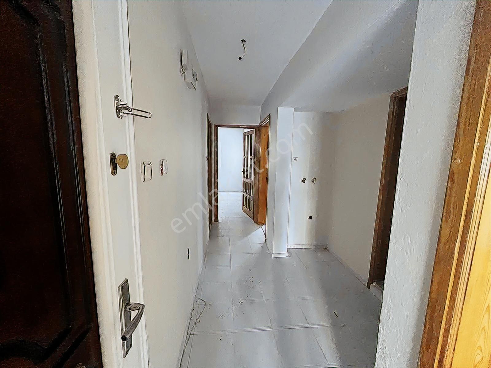 Latife Hnm Mah Geniş 2+1 Kiralık Daire Temiz Ve Kullanışlı - Görsel 15