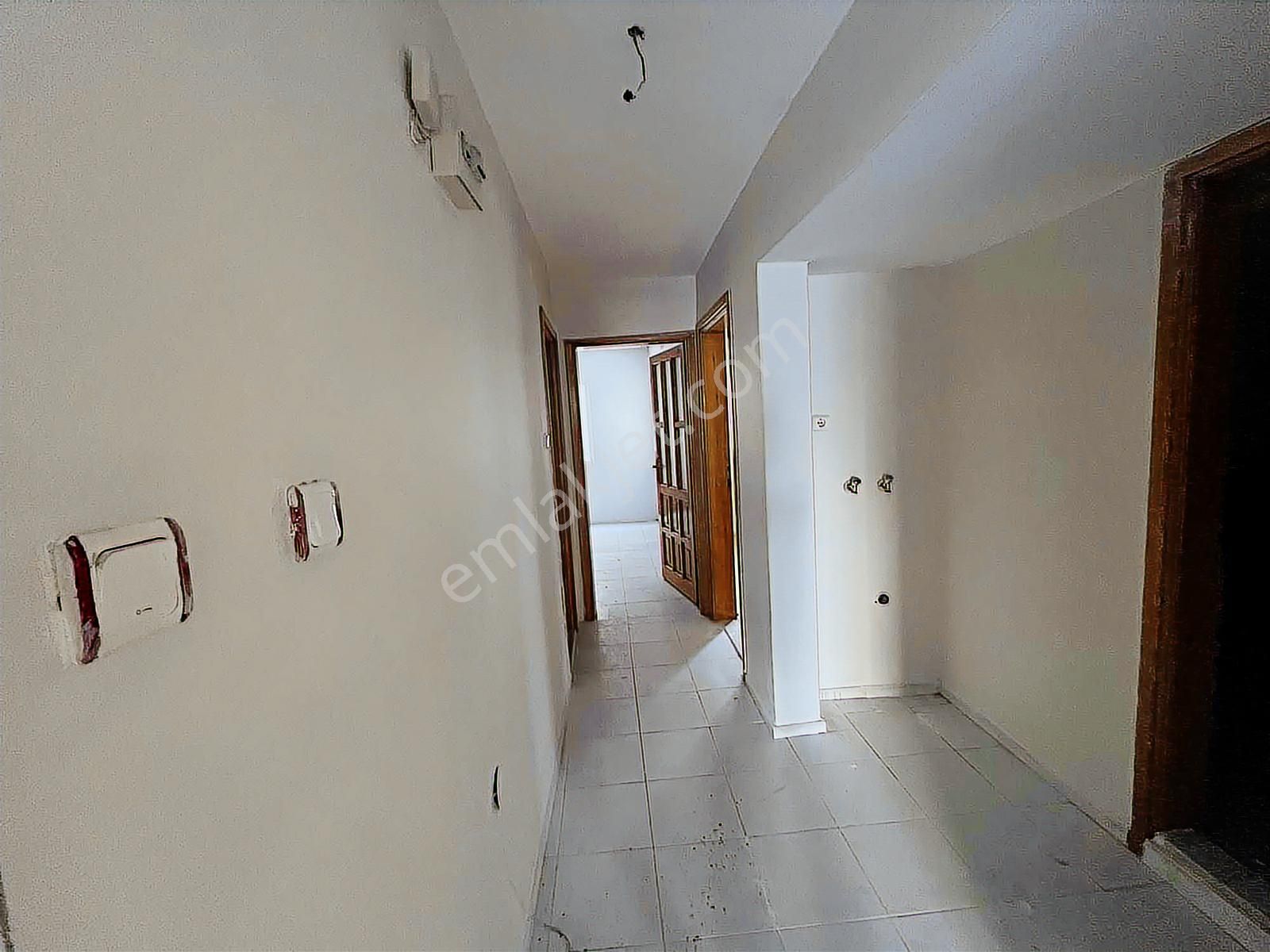 Latife Hnm Mah Geniş 2+1 Kiralık Daire Temiz Ve Kullanışlı - Görsel 9