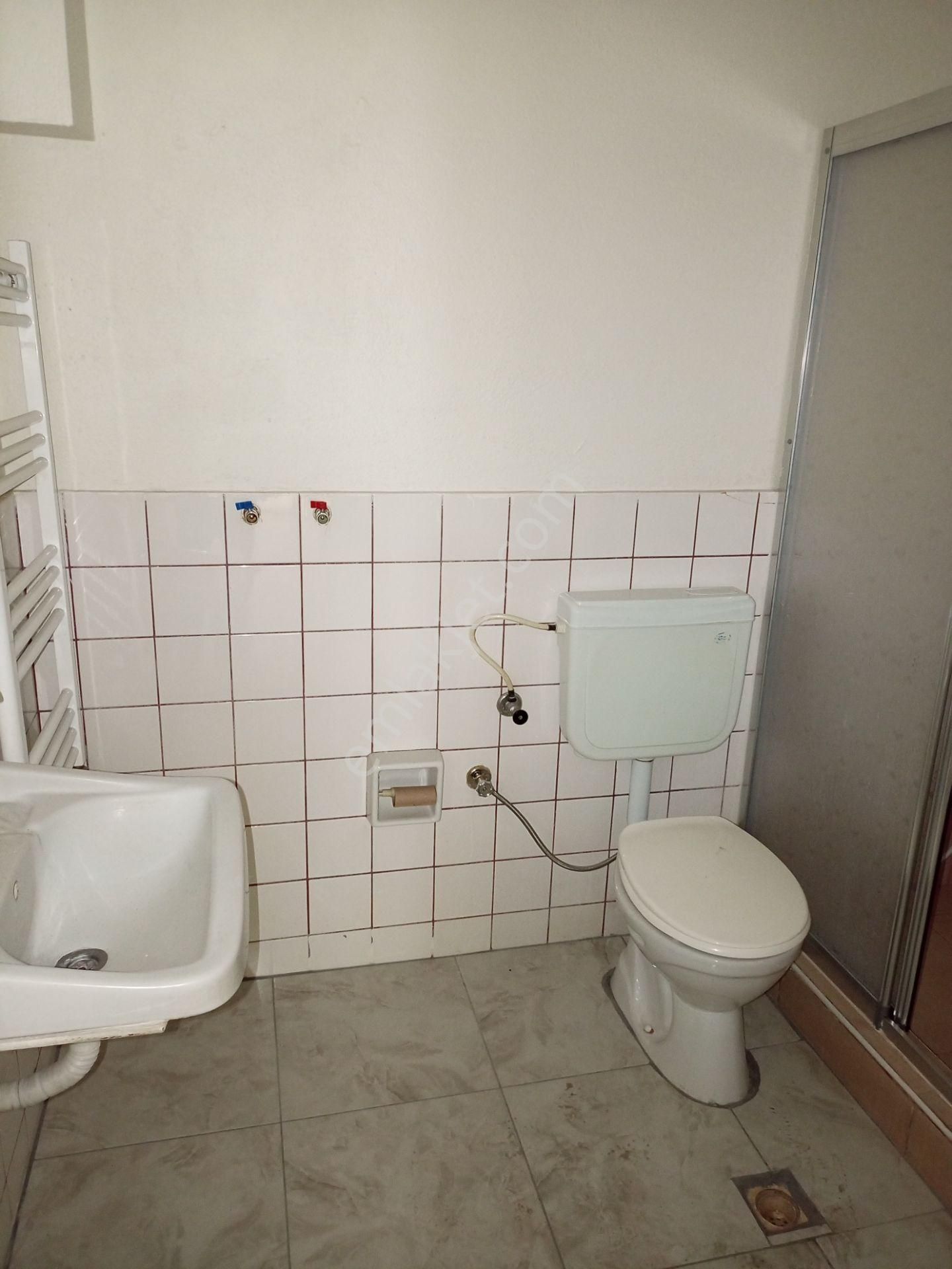 Menemen Mermerli Mahallesi Kiralık 2+1 Ara Kat Tadilatlı Daire - Görsel 5