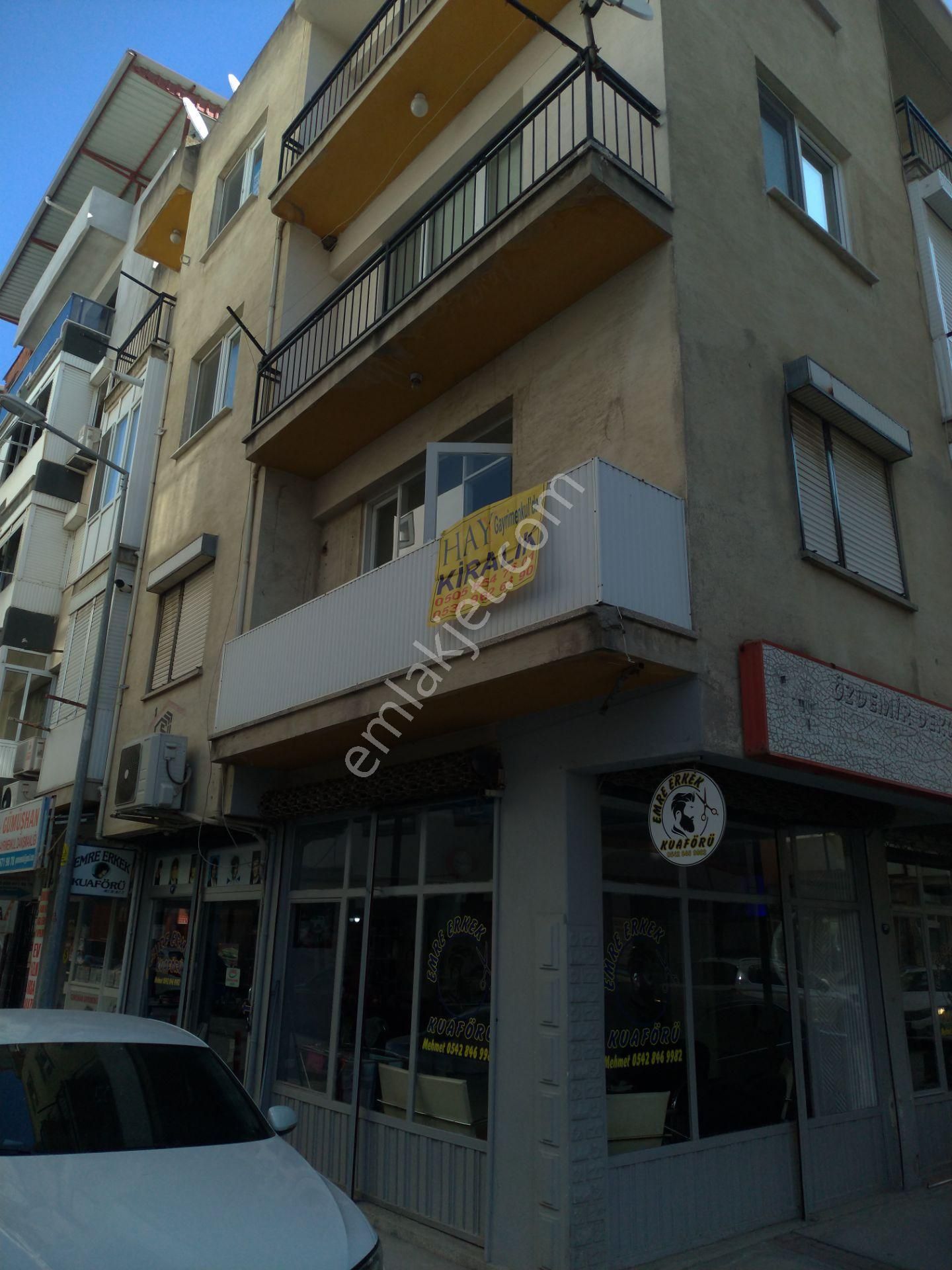 Menemen Mermerli Mahallesi Kiralık 2+1 Ara Kat Tadilatlı Daire - Görsel 16