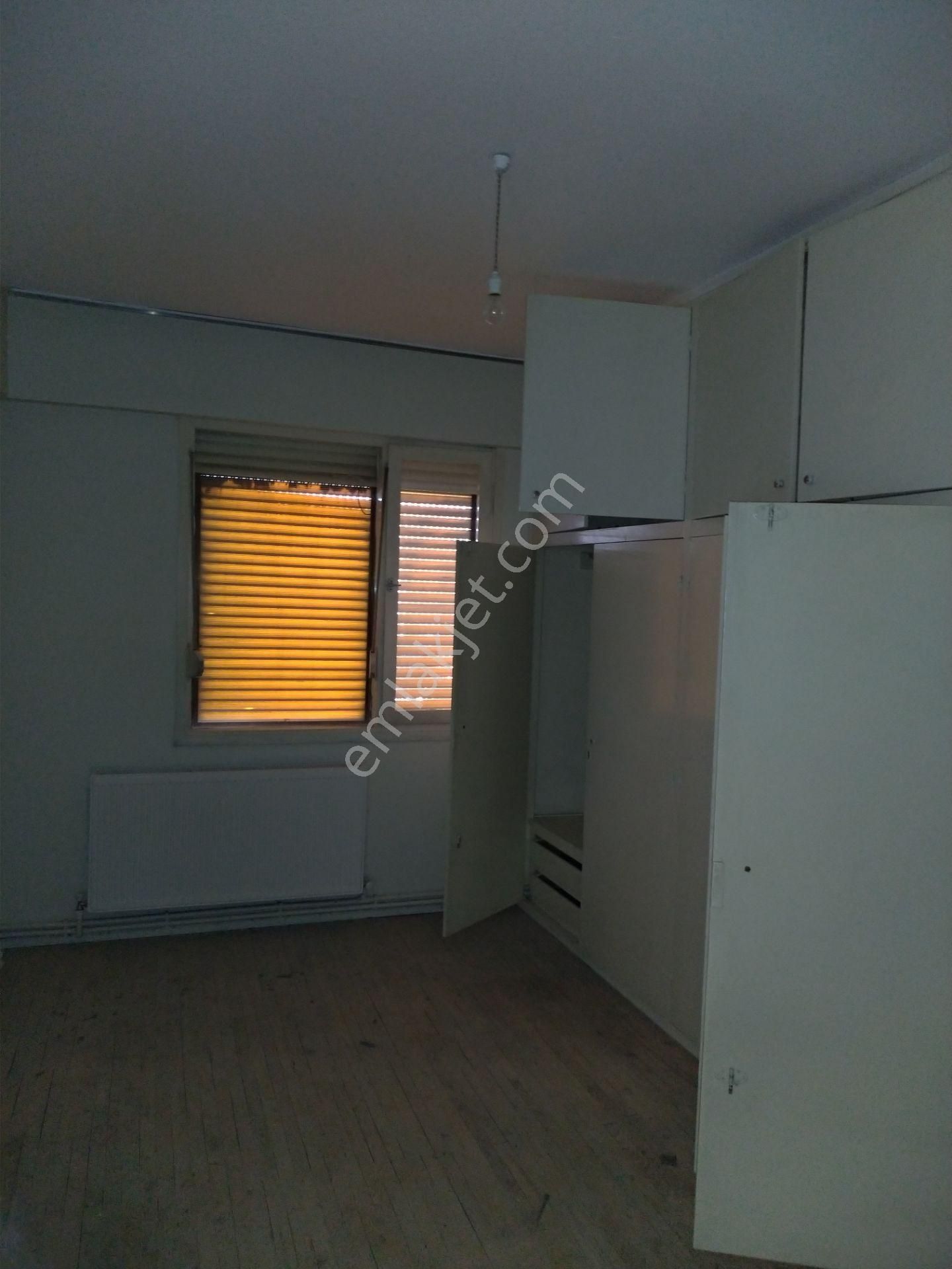 Menemen Mermerli Mahallesi Kiralık 2+1 Ara Kat Tadilatlı Daire - Görsel 10