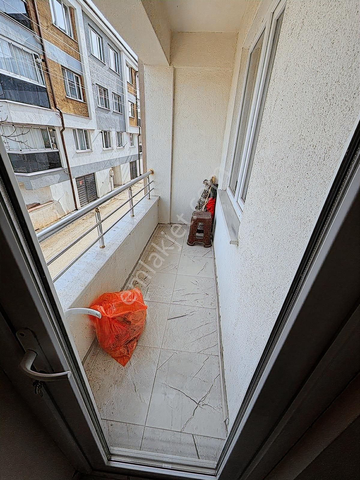 Poyraz Emlak'tan 71 Evler Mah.şehir Hastanesı Yakını 2+0 Daire - Görsel 19