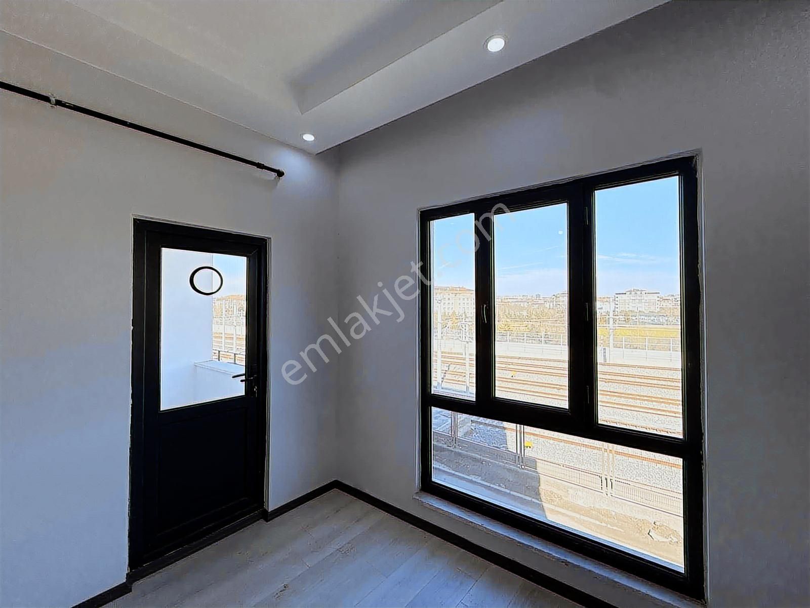 İstasyon Mah. Hızlı Tren Durağına 1 Dk Ara Kat 55mk 1+1 Daireler - Görsel 22