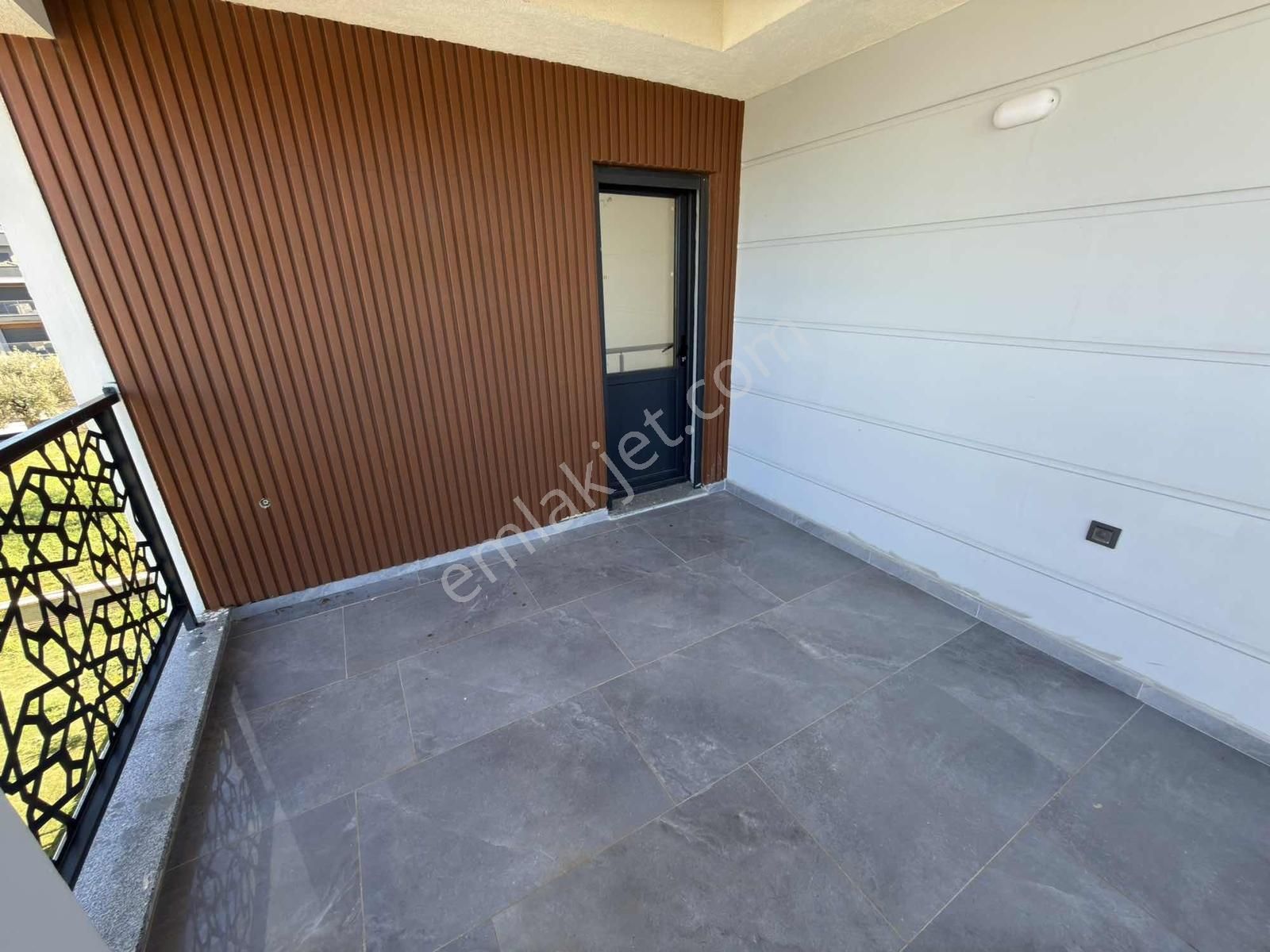 Kuşadası Davutlar Özel Havuzlu 3+1 Triplex Villa - Görsel 32