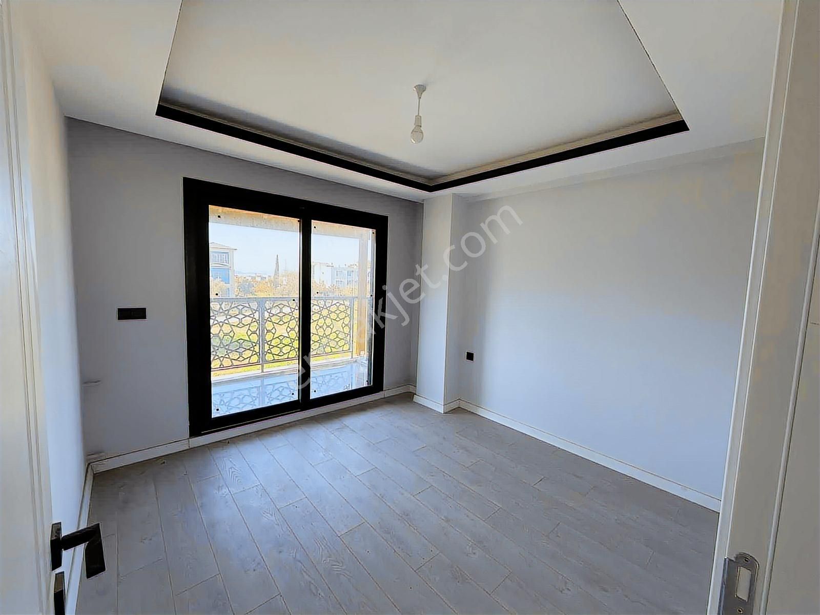 Kuşadası Davutlar Özel Havuzlu 3+1 Triplex Villa - Görsel 13