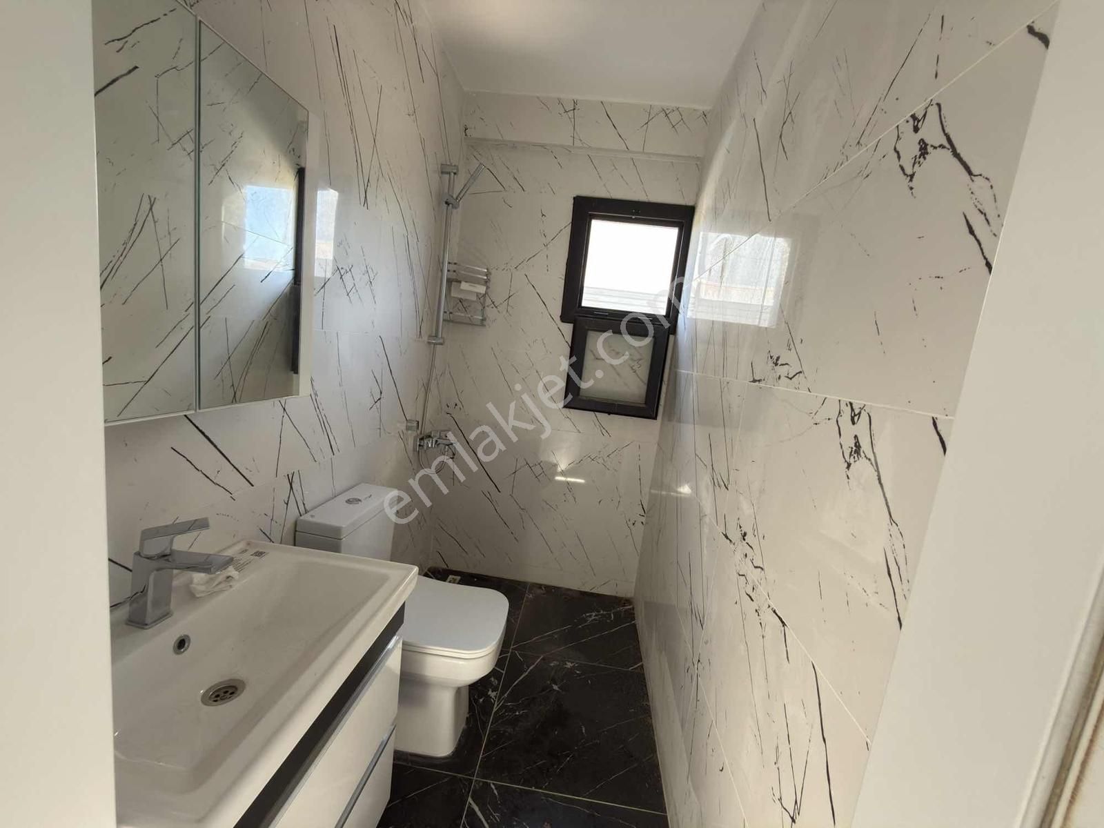 Kuşadası Davutlar Özel Havuzlu 3+1 Triplex Villa - Görsel 26