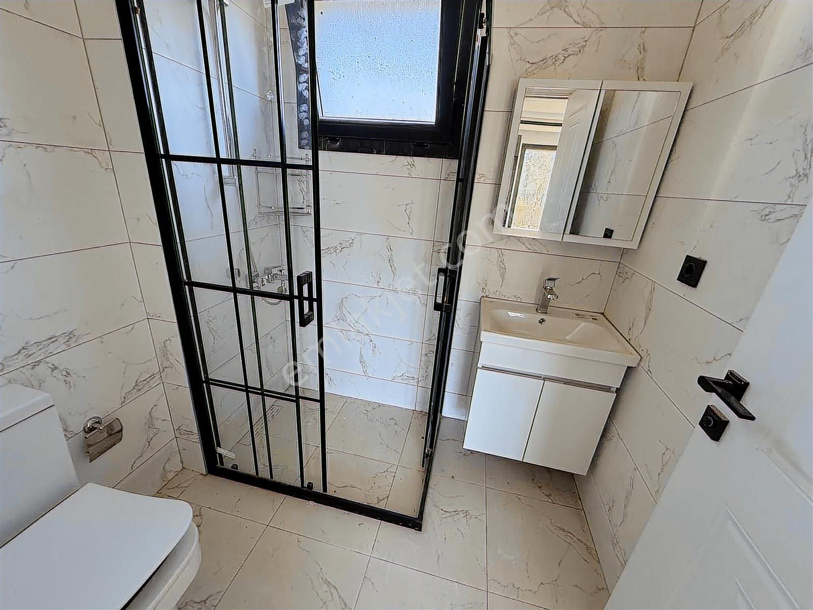 Kuşadası Davutlar Özel Havuzlu 3+1 Triplex Villa - Görsel 12