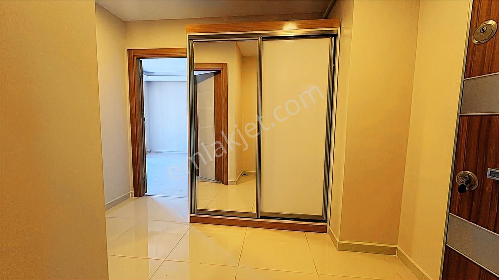 Beylikdüzü Şerif Altıntaş Kavaklı Evleri'nde 1+1 Kiralık Daire - Görsel 2