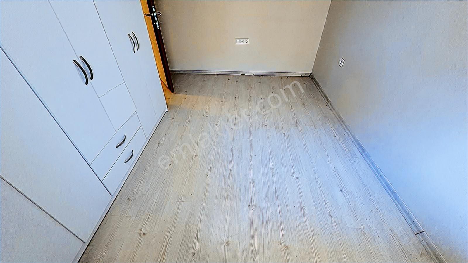 Beylikdüzü Şerif Altıntaş Kavaklı Evleri'nde 1+1 Kiralık Daire - Görsel 17