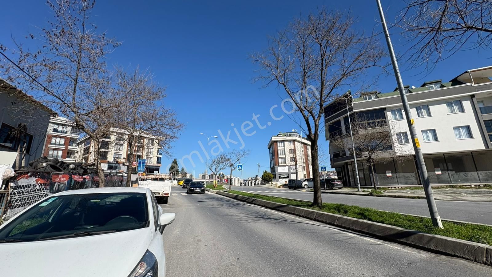 Beylikdüzü Şerif Altıntaş Kavaklı Evleri'nde 1+1 Kiralık Daire - Görsel 31