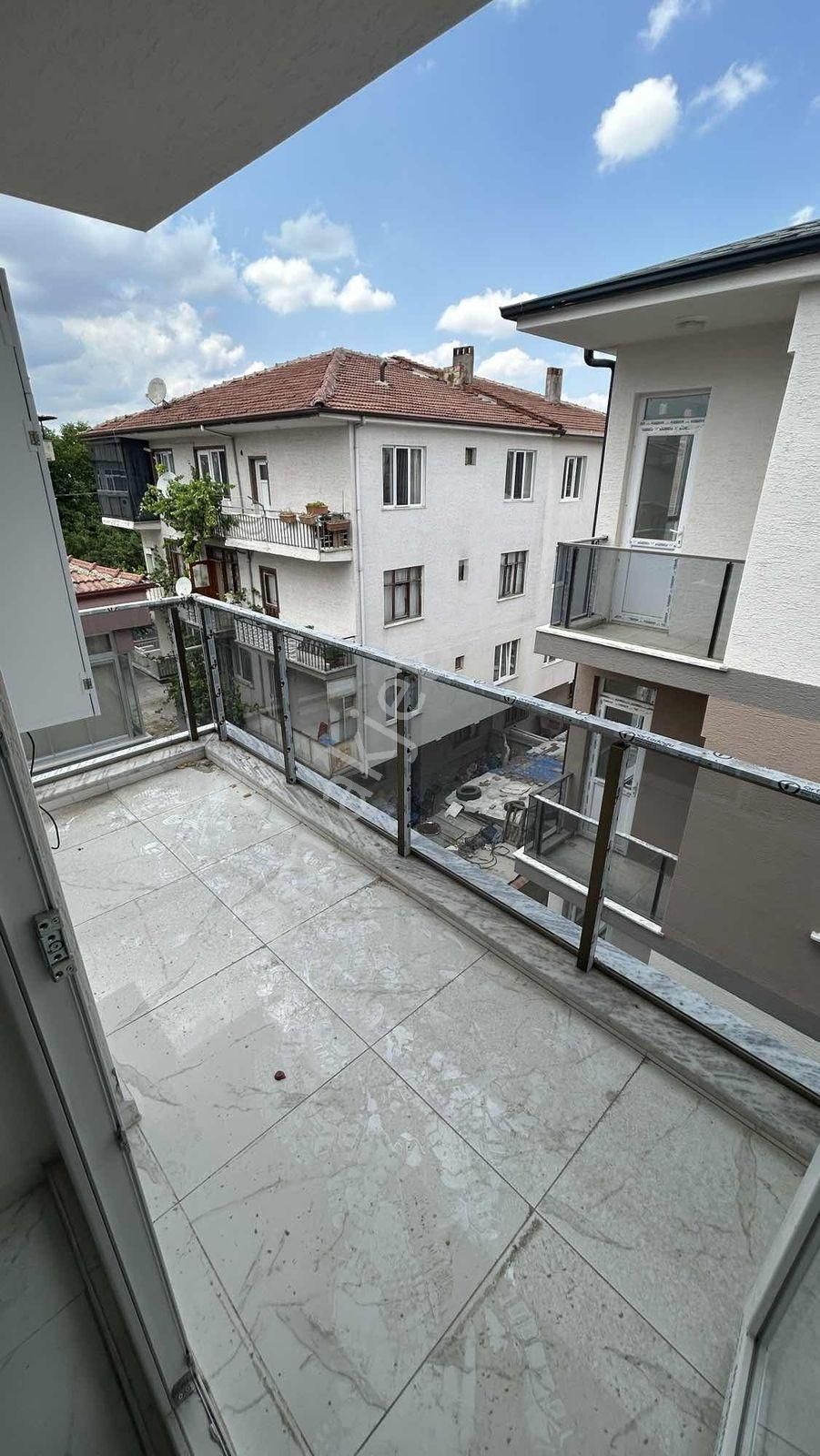 Gençler Gayrimenkul'den Mesudiye'de 2+1 Sıfır Daireler - Görsel 19