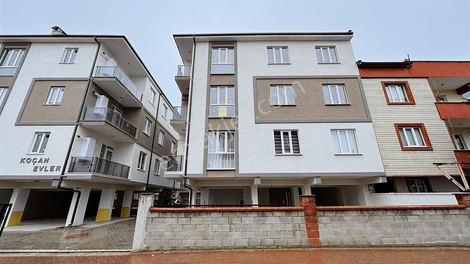 Gençler Gayrimenkul'den 3+1 Sıfır Kiralık Daire