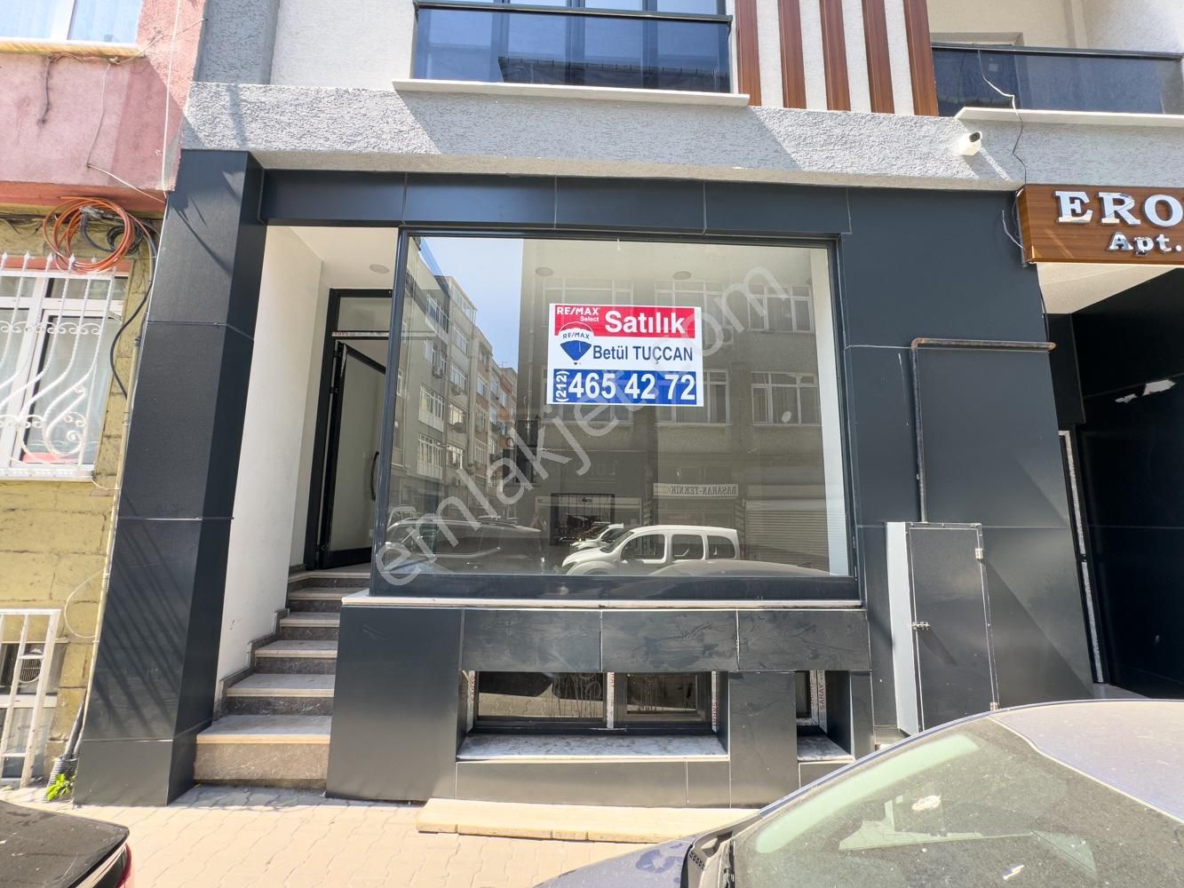 Yenimahalle'de Cadde Üzerinde Depolu Dükkan