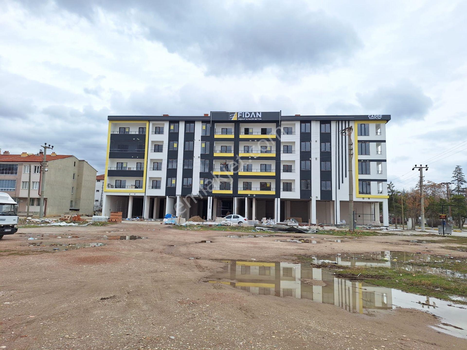 Yaman'dan Bolvadin Yenice Mah. Satılık Sıfır Dükkan(568 M²) - Görsel 17