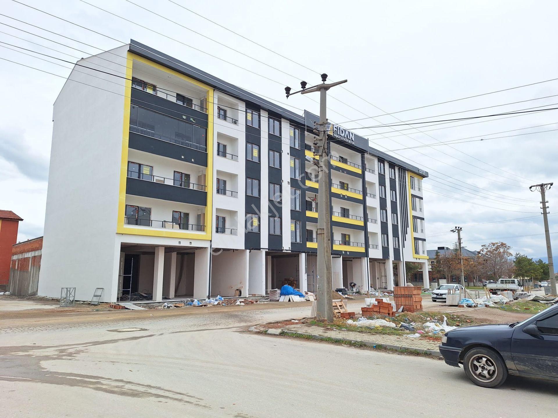 Yaman'dan Bolvadin Yenice Mah. Satılık Sıfır Dükkan(568 M²) - Görsel 15