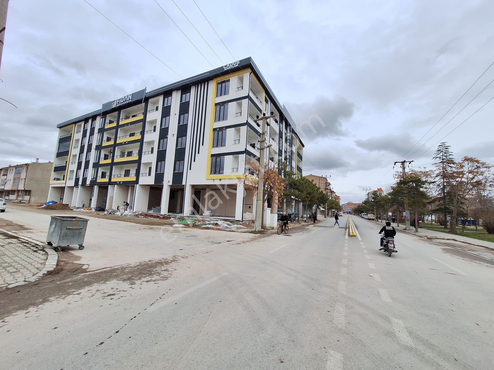 Yaman'dan Bolvadin Yenice Mah. Satılık Sıfır Dükkan(568 M²) - Görsel 6
