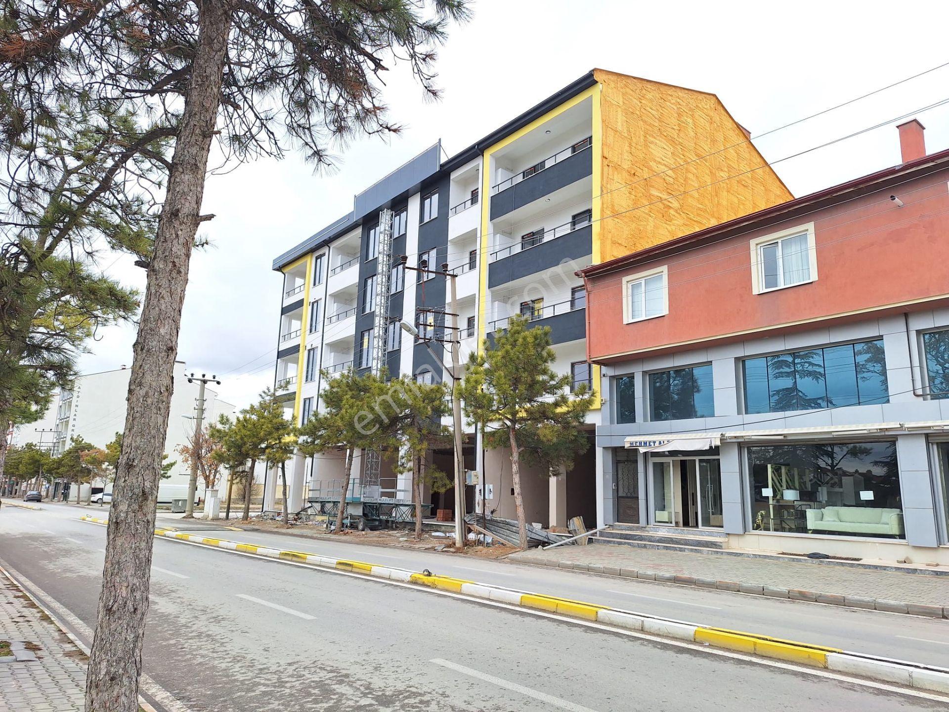 Yaman'dan Bolvadin Yenice Mah. Satılık Sıfır Dükkan(568 M²) - Görsel 11