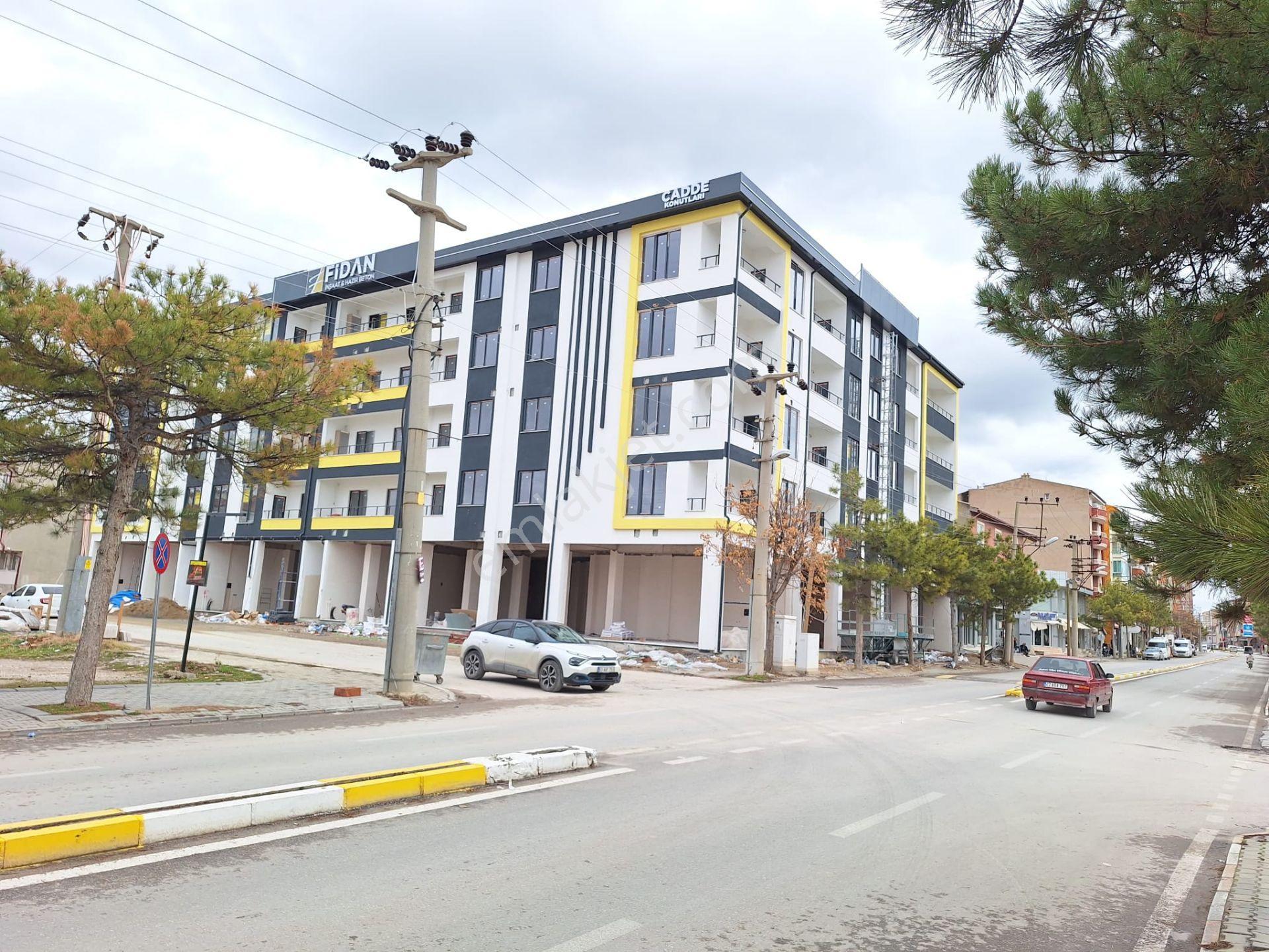 Yaman'dan Bolvadin Yenice Mah. Satılık Sıfır Dükkan(568 M²) - Görsel 13